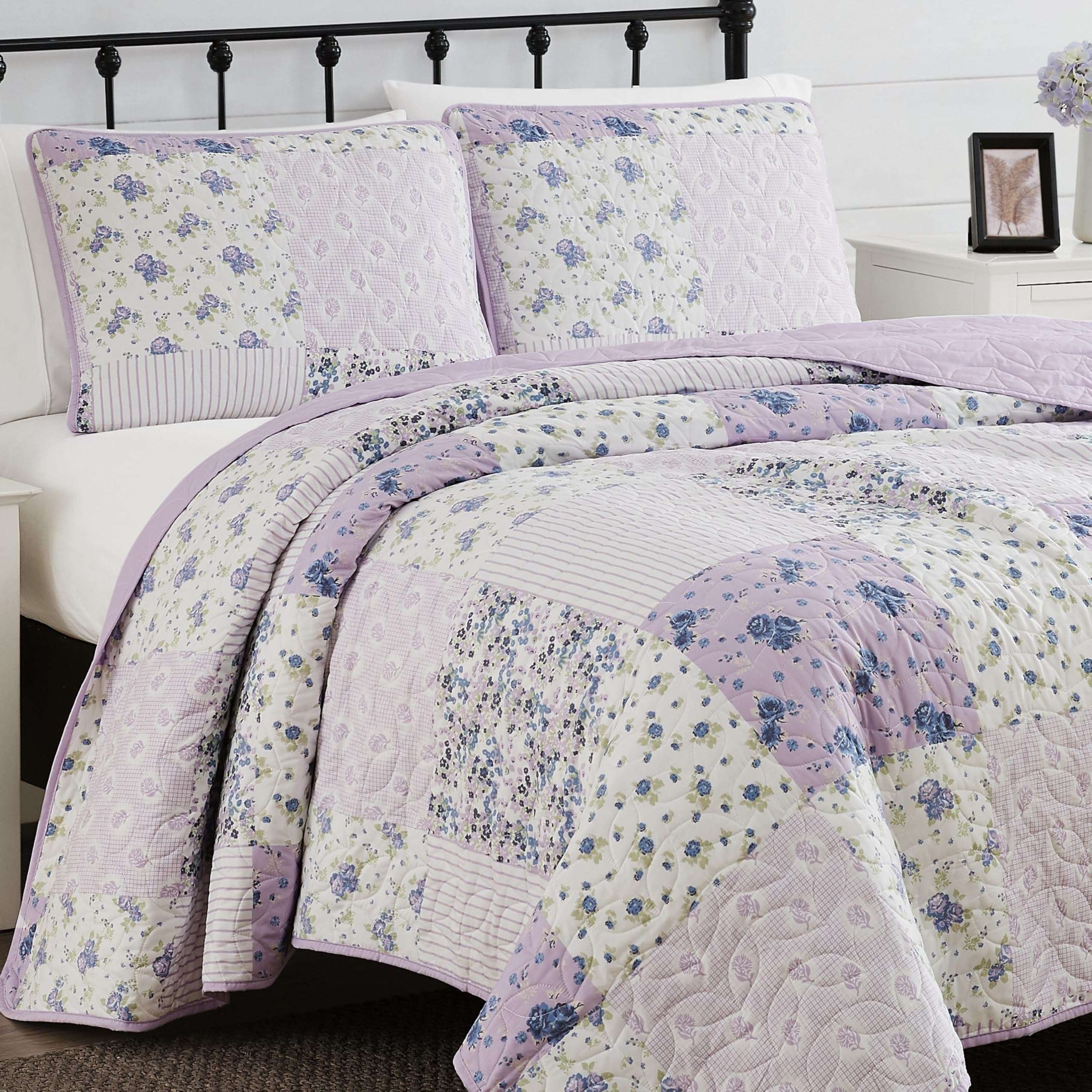 CANNON Elissa Patchwork Twin XL Quilt Set - White & Purple Floral Design Polyester Bedding, Oeko-TEX Certified for Men & Women | Perfect for Guest Rooms, Dorm Decor & Cozy Bedroom Makeovers