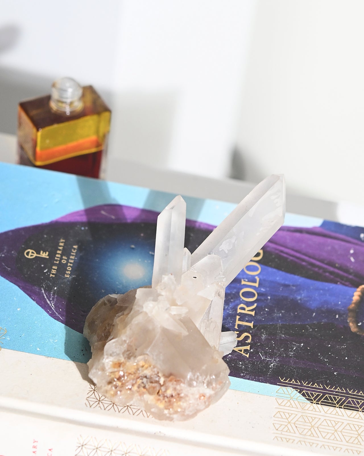 Natural Peruvian Quartz Crystal Cluster - 4 Inch Healing Stone for Meditation, Reiki & Home Decor | Spiritual Energy Enhancer for Office, Yoga & Feng Shui