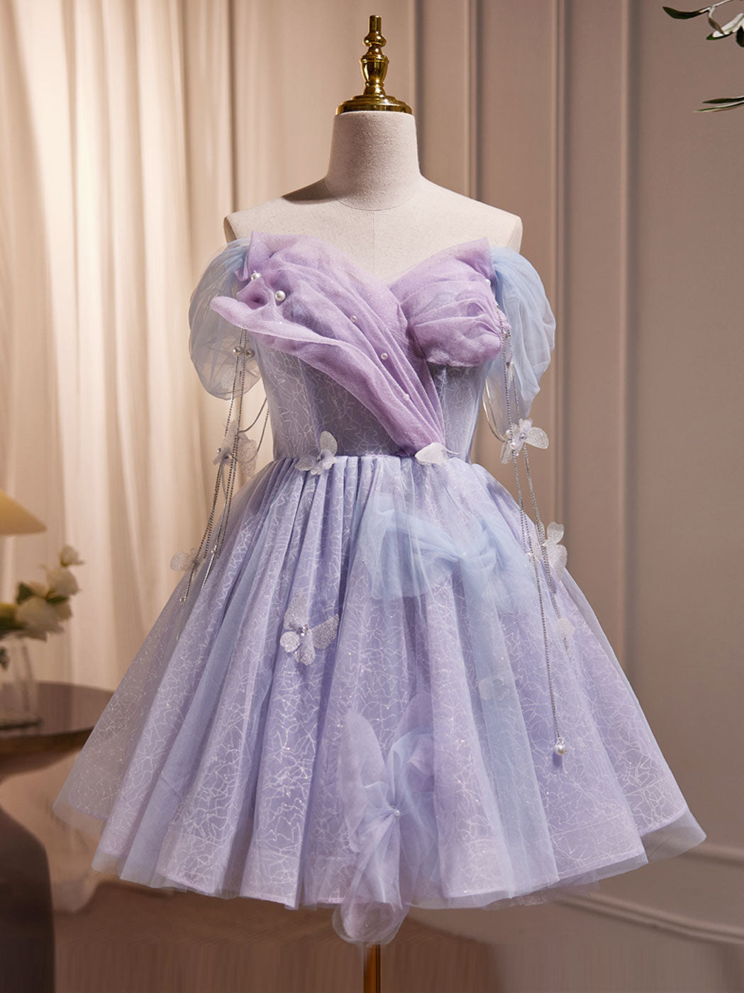 Elegant Purple Off-Shoulder Tulle Short Prom Dress for Homecoming - Perfect for Parties, Dances & Special Occasions