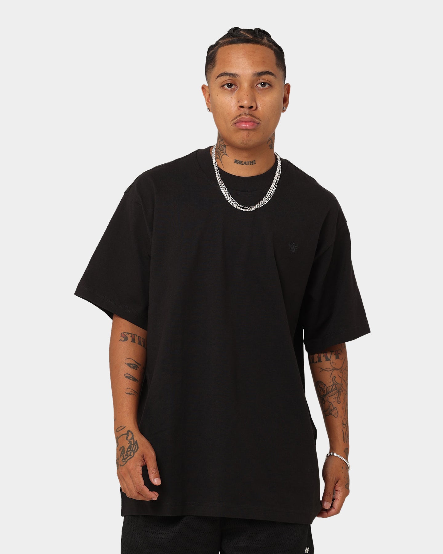Adidas Originals Men's Classic Cotton T-Shirt - Black | Comfortable Casual Wear for Everyday & Gym Use