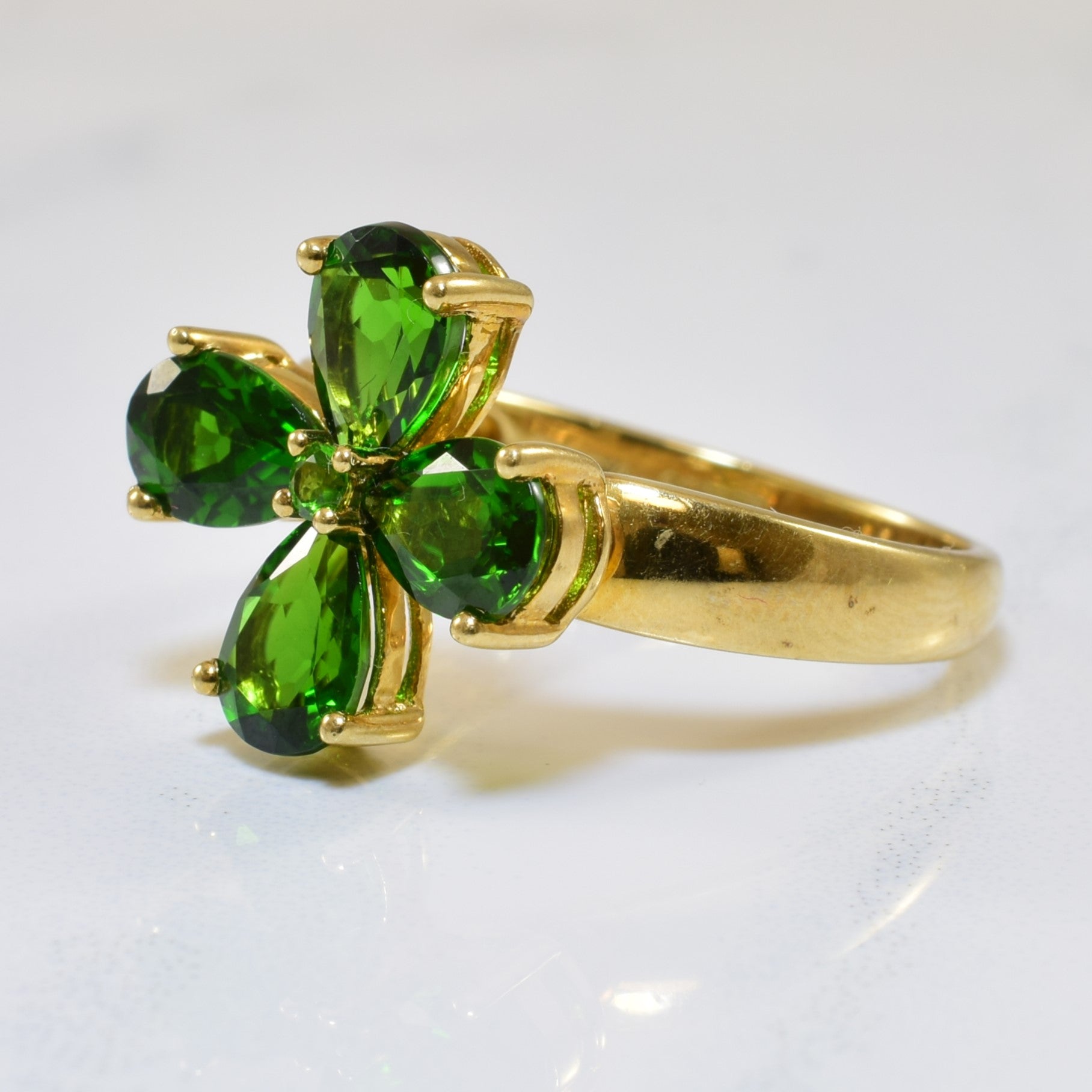 3.00ctw Chrome Diopside Clover Ring - Size 9 | Green Gemstone Jewelry for Women | Perfect for St. Patrick's Day, Birthdays & Special Occasions