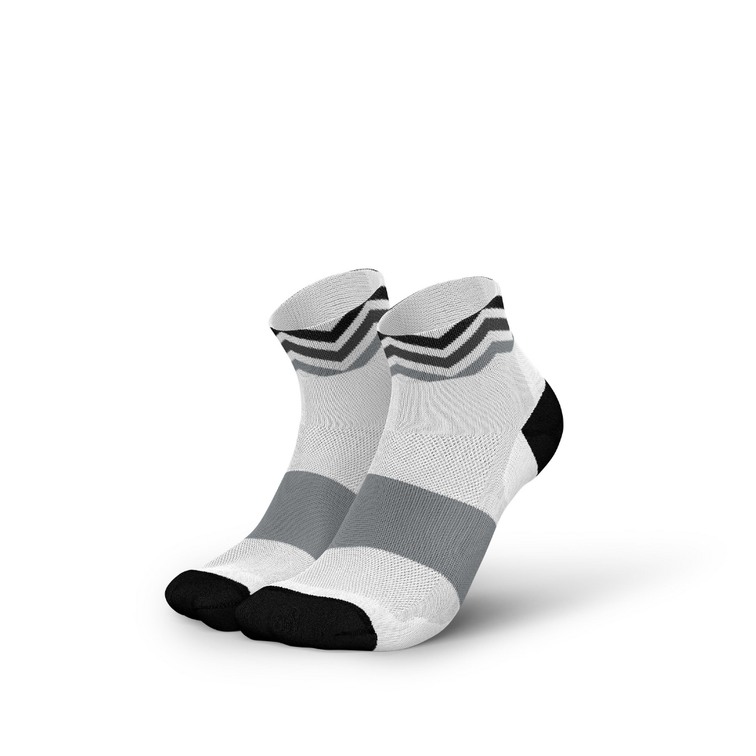 Incylence Ultralight Waves Low Cut Running Socks - Breathable & Cushioned for Marathon, Trail & Gym Workouts - Perfect for Men & Women Athletes
