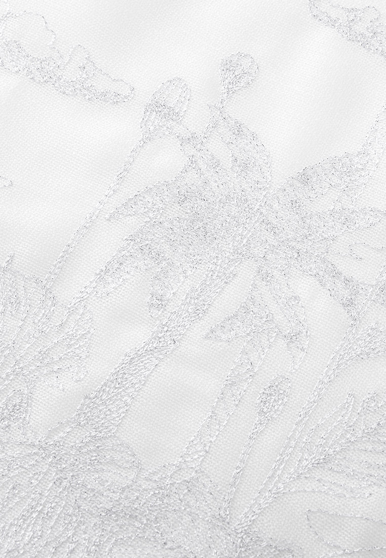 Elegant White Embroidered Landscape Blouse for Women - Perfect for Casual Outings, Parties & Boho Fashion