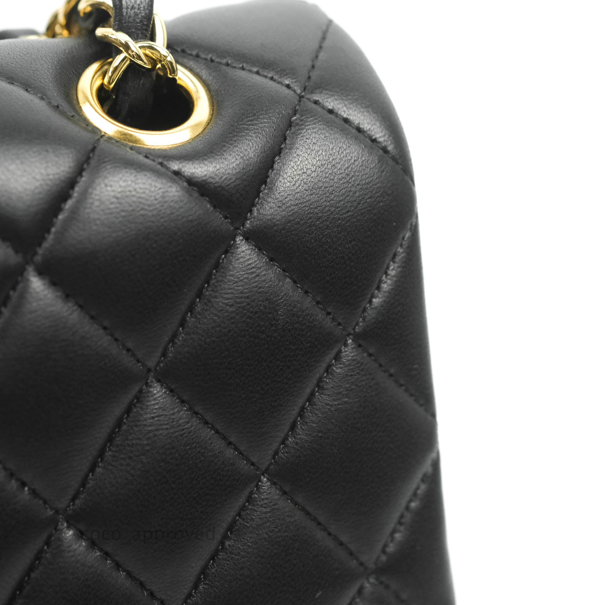 Chanel Classic Medium Double Flap Bag in Black Lambskin Leather with Gold Hardware - Luxury Handbag for Women, Perfect for Work, Evening Events & Special Occasions