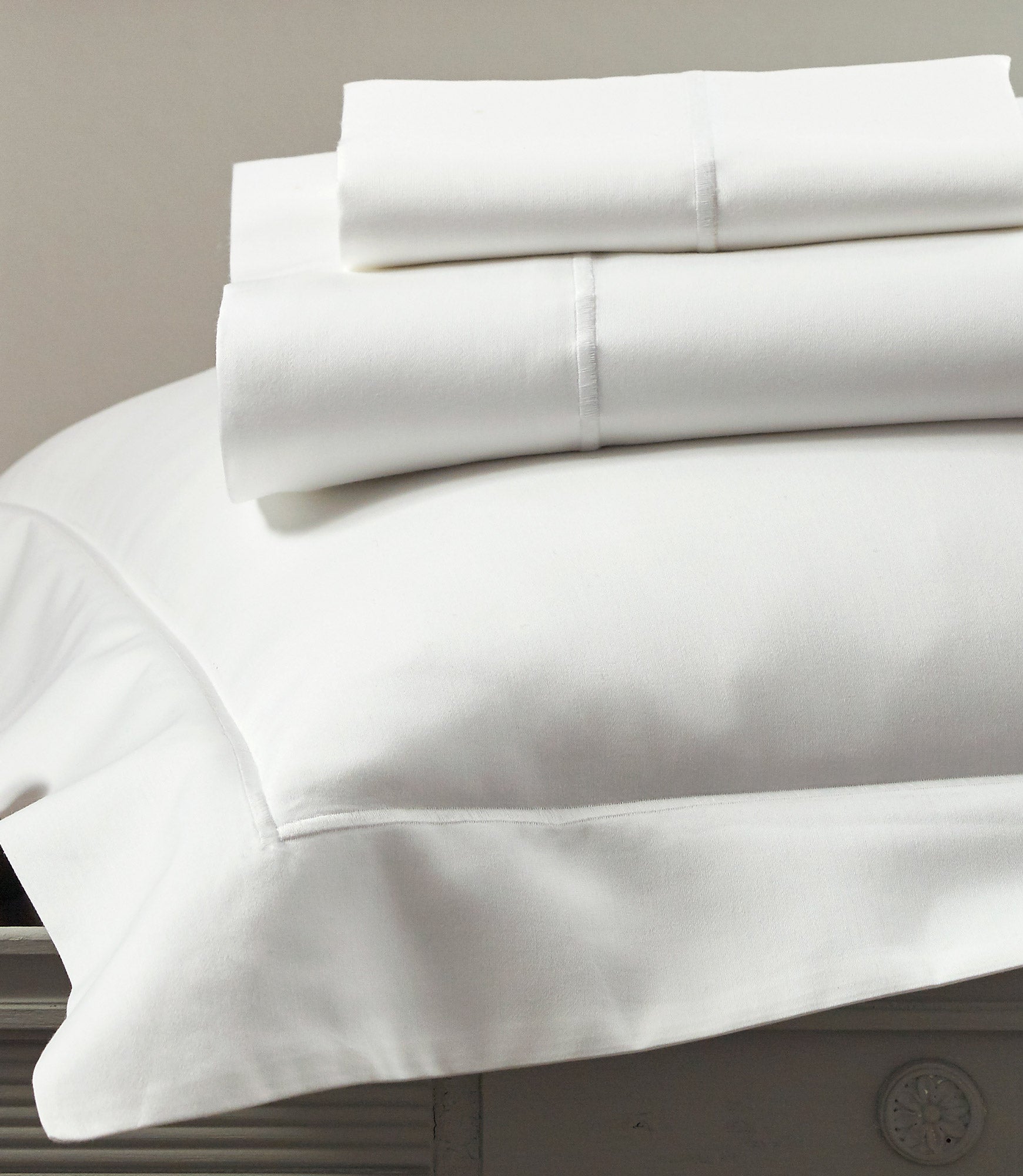 Luxury Soprano Sateen Sham - Premium Soft Pillowcase for Bedroom Decor - Perfect for Master Bedroom, Guest Room & Hotel Styling