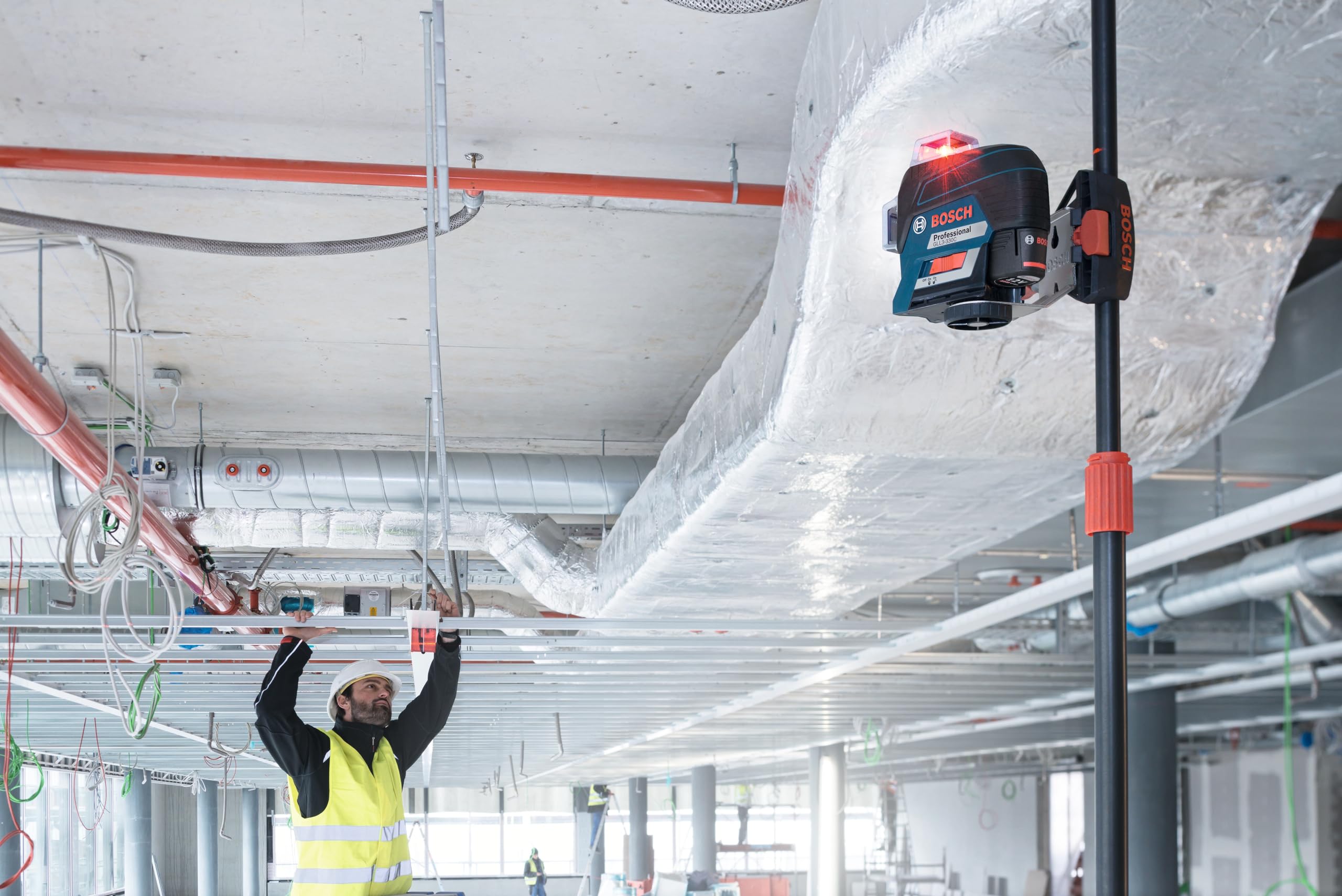 BOSCH GLL3-330C 12V Max 360° Three-Plane Self-Leveling Line Laser with 200ft Range - Includes 2.0Ah Lithium-Ion Battery, Charger & Heavy-Duty Pouch - Perfect for Construction, Renovation and DIY Projects