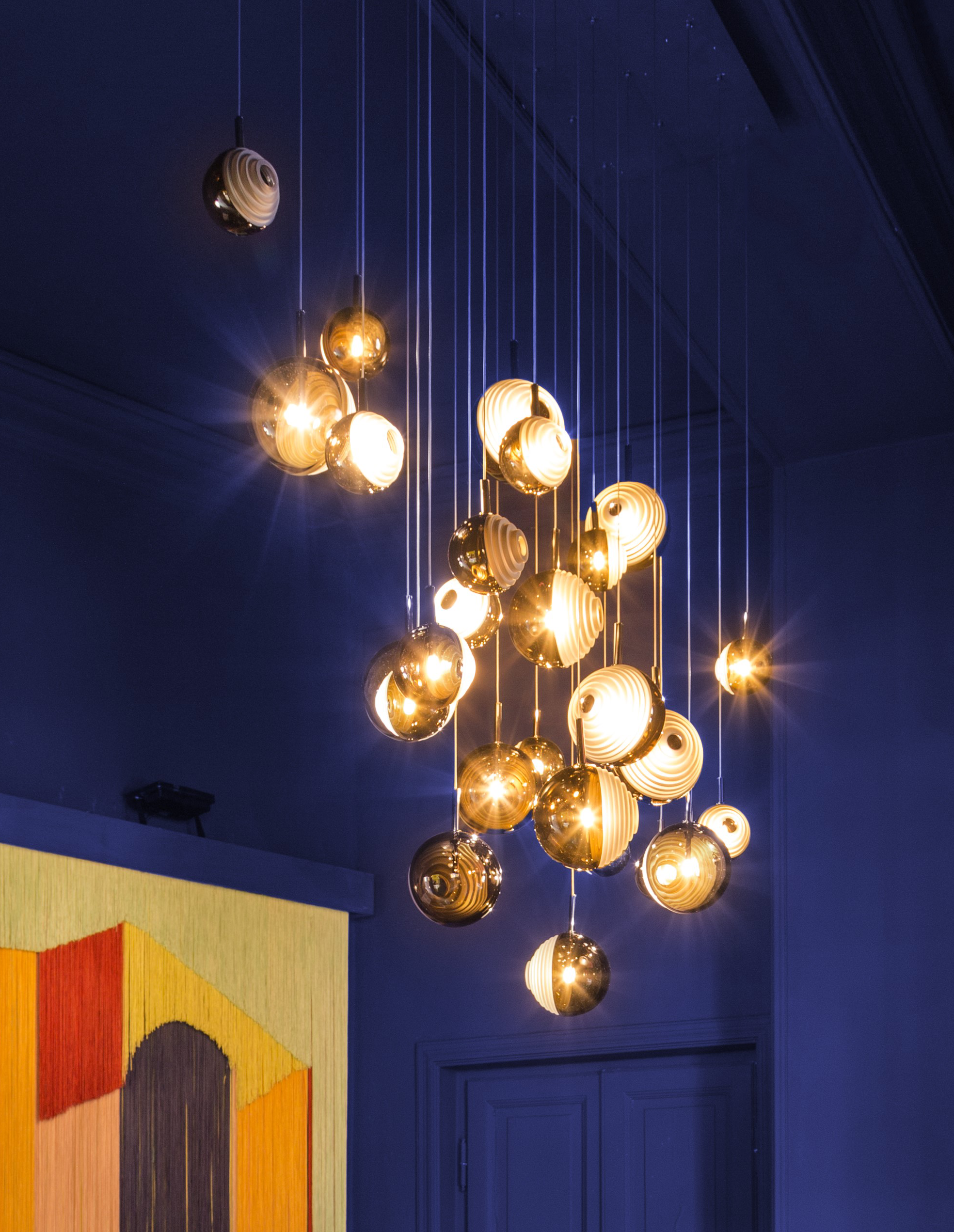 12-Piece Dark & Bright Star Chandelier Set - Elegant Ceiling Light Fixture for Dining Room, Bedroom, or Living Room Decor