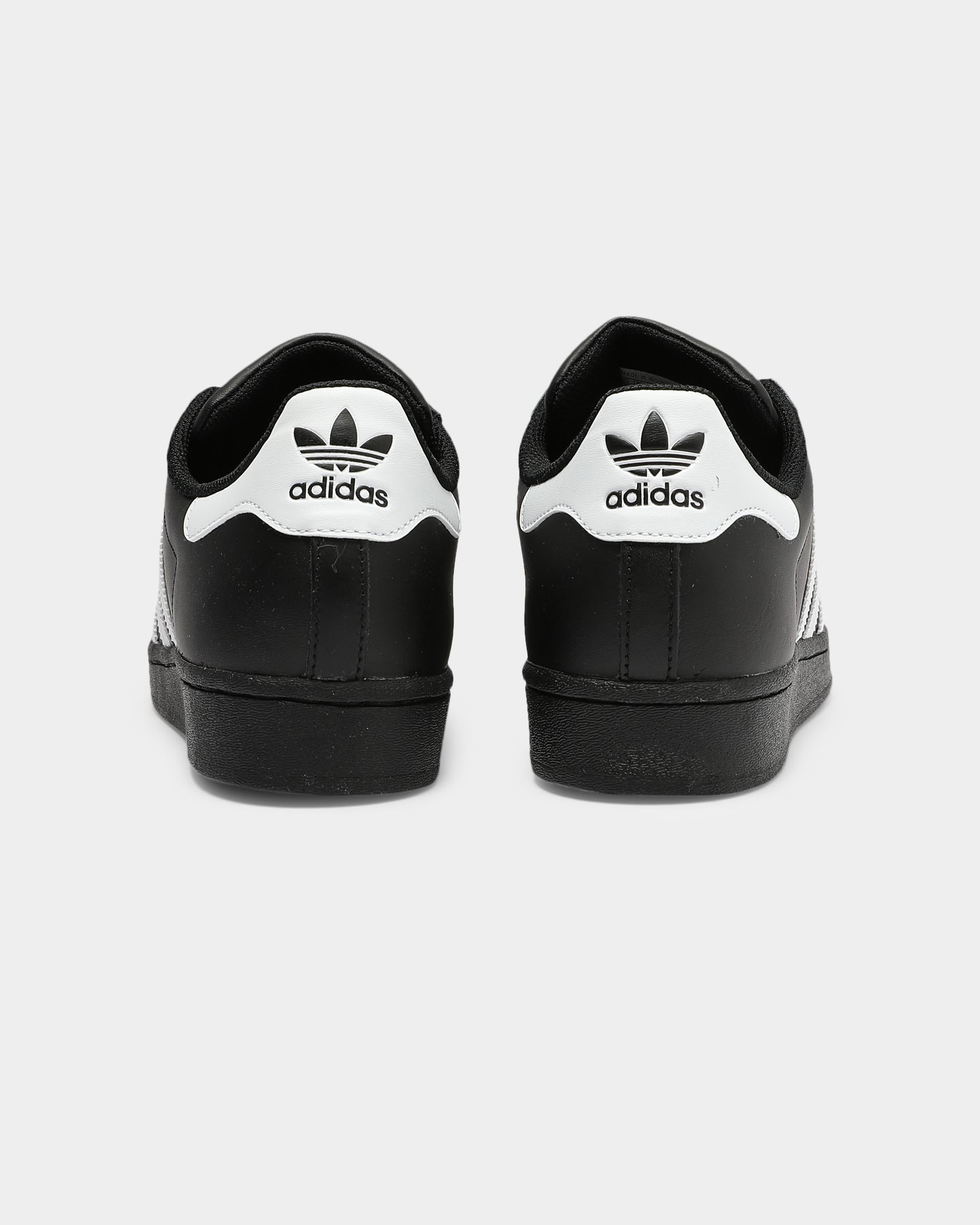 Adidas Men's Superstar Sneakers - Classic Black & White Low-Top Shoes for Casual Wear, Street Style & Everyday Comfort