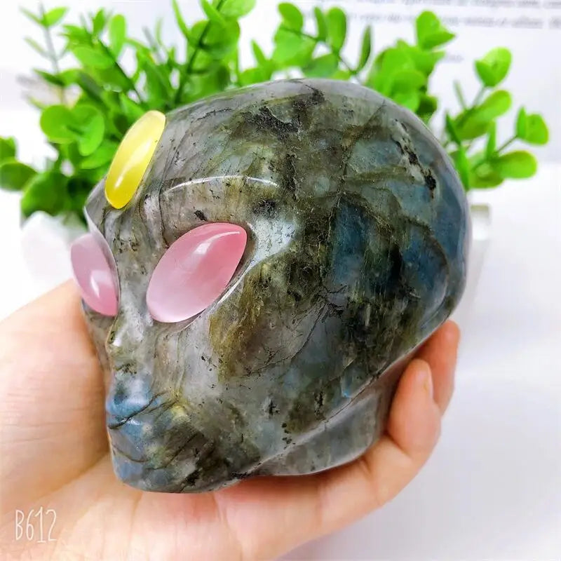 Natural Labradorite Alien Skull Crystal Carving - Healing Energy Stone for Meditation & Spiritual Growth - Unique Halloween Gift & Home Decor (1PC) - Perfect for Yoga Spaces, Altars & Gothic Decor