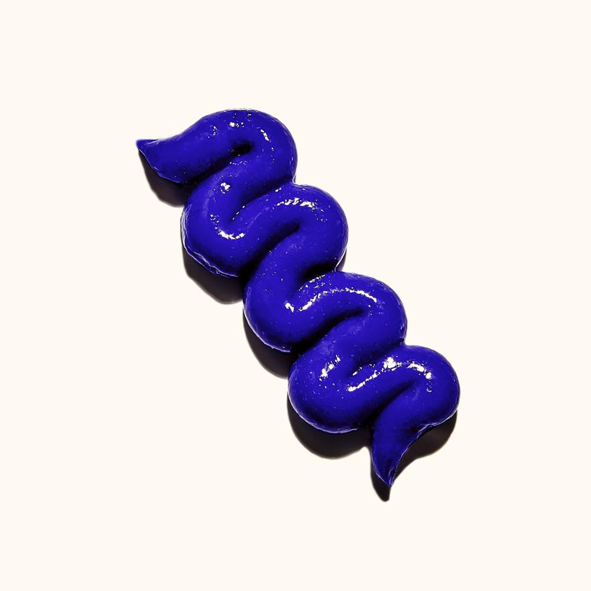 Amika Bust Your Brass Cool Blonde Conditioner - Purple Toning Treatment for Blonde & Gray Hair - Neutralizes Brassiness & Adds Shine - Perfect for Salon & Home Use