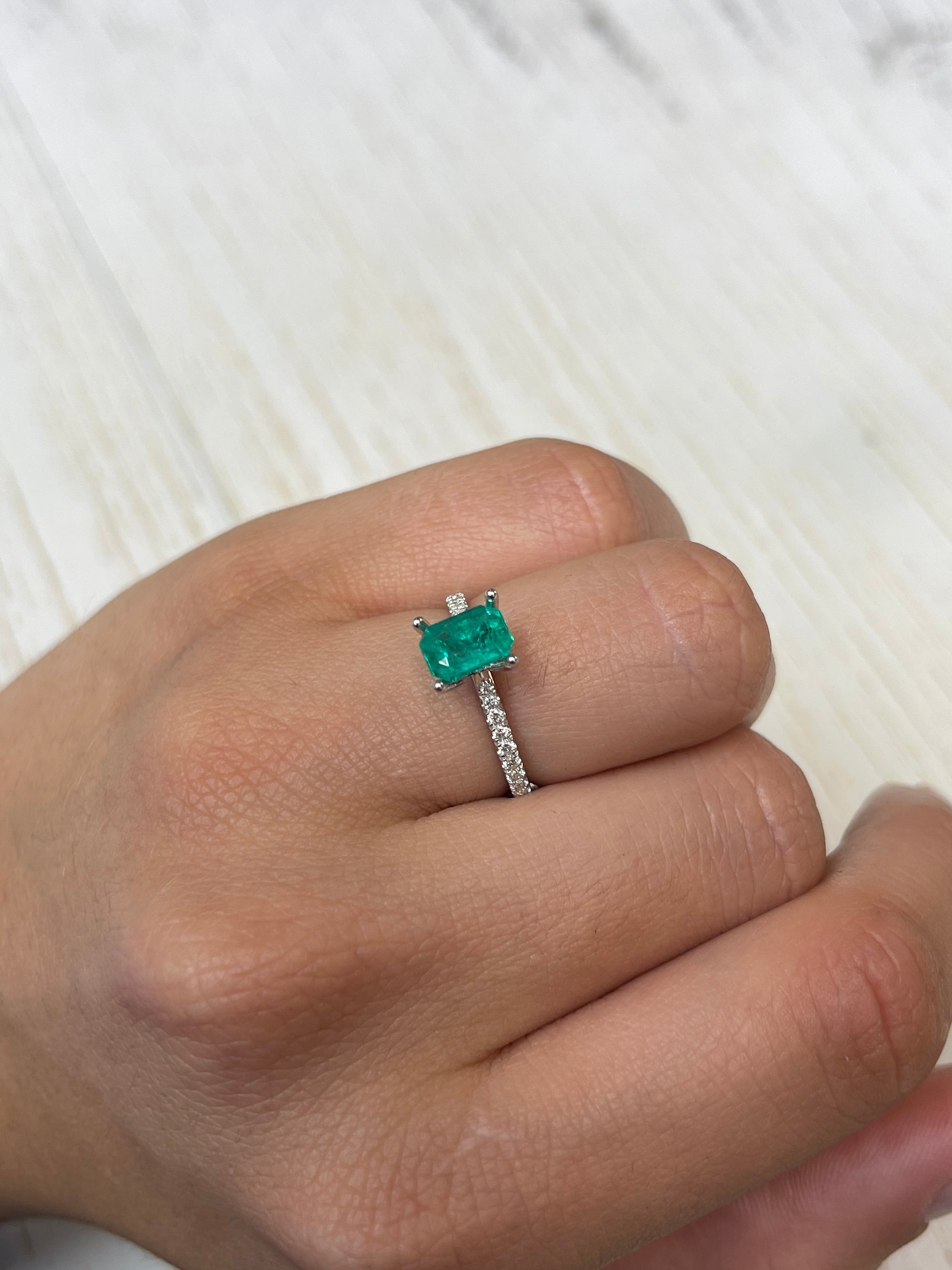 1.31 Carat 8x6mm Loose Colombian Emerald Gemstone - Emerald Cut for Jewelry Making, Engagement Rings & Fine Collections