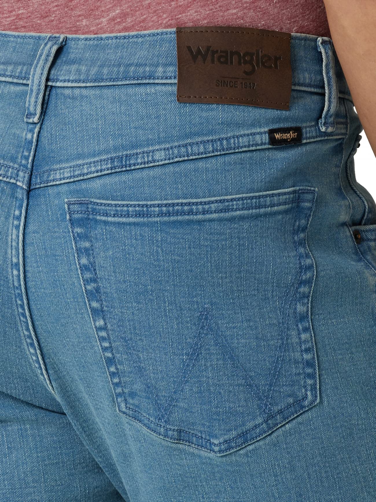 Wrangler Men's Stretch Athletic Fit Jeans - Comfortable & Flexible Denim Pants for Casual Wear, Work & Outdoor Activities