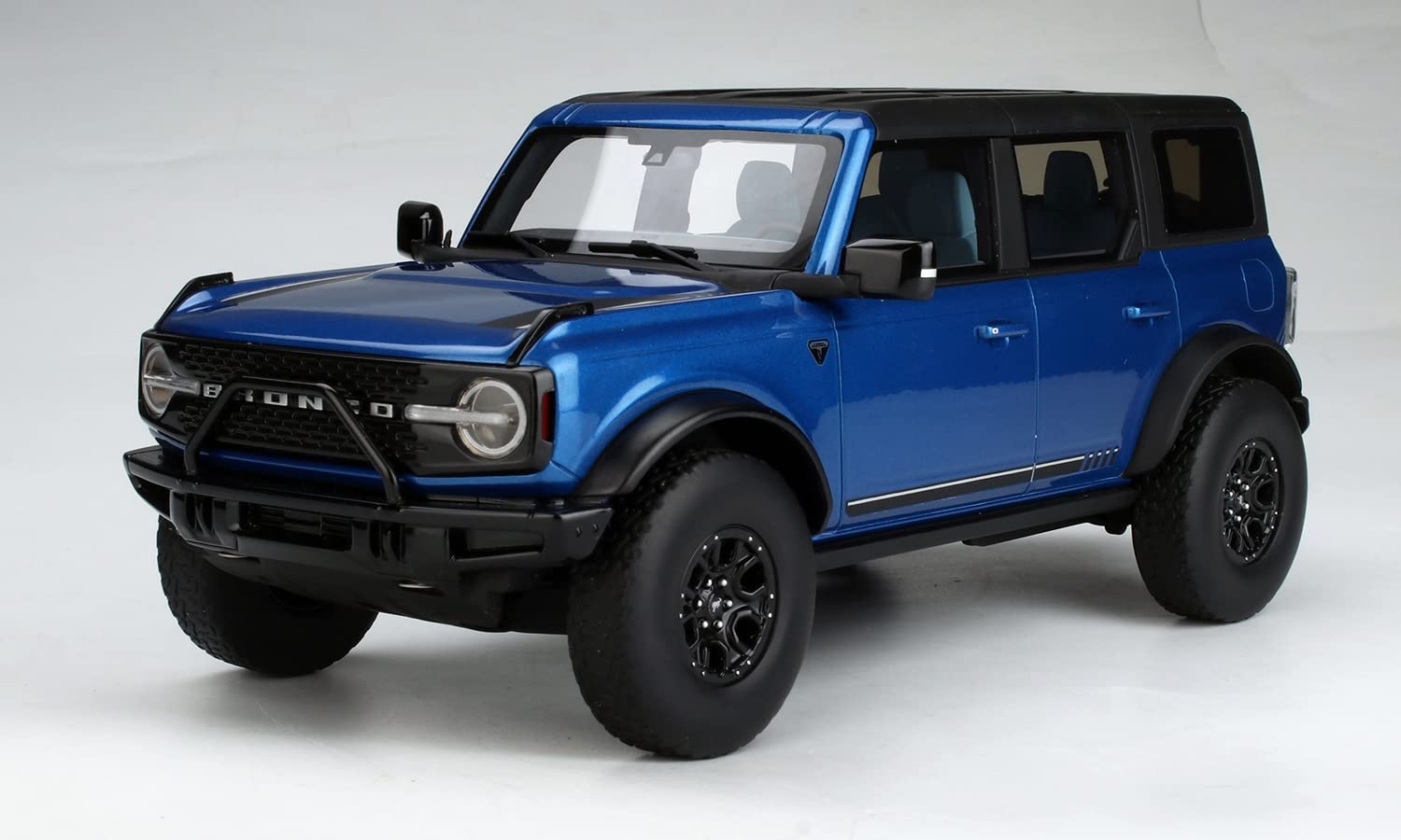 2021 Ford Bronco First Edition 1:18 Scale Diecast Model Car by GT Spirit – Perfect for Collectors, Display, and Gift Giving