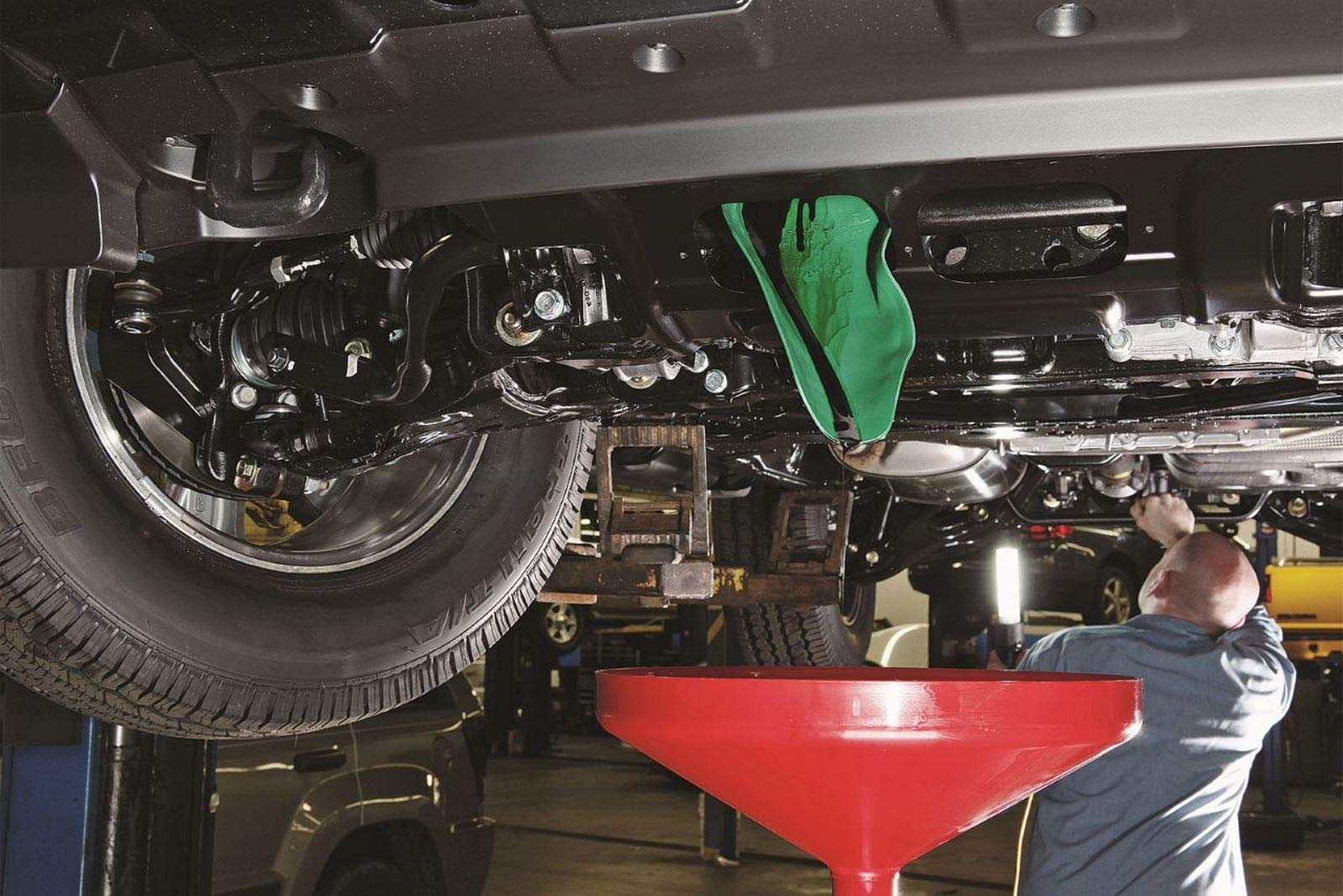 Flexible Automotive Funnel - Durable Oil Change & Drain Funnel for Cars, Trucks, Motorcycles | Perfect for DIY Oil Changes, Fluid Transfers & Maintenance