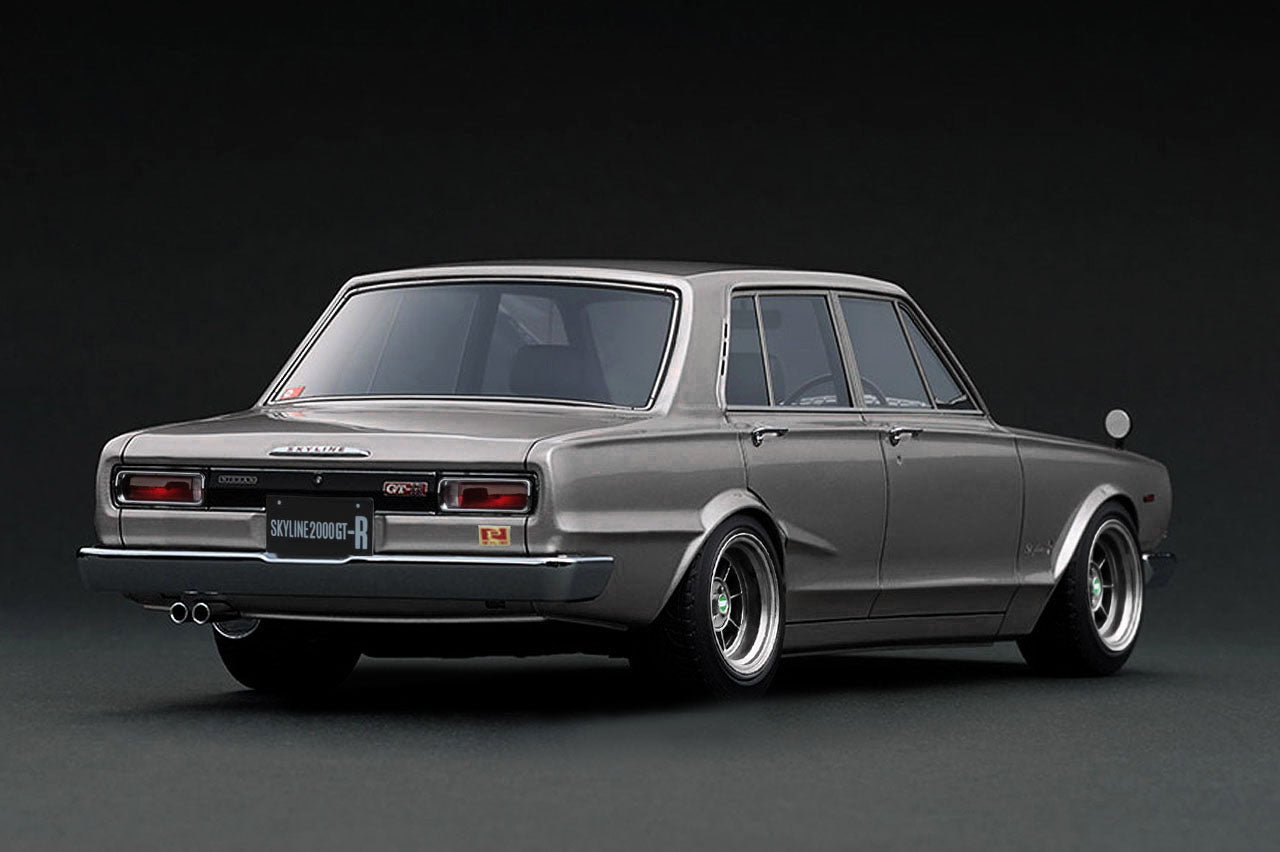 1:18 Scale Nissan Skyline 2000 GT-R (PGC10) Diecast Model Car - Silver Collectible for Car Enthusiasts & Display - Perfect for Home Office Decor, Gift for Car Lovers, and Model Car Collections