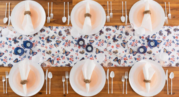 32-Pack Peach Transparent Round Plastic Dinnerware Set for 16 Guests - Elegant Crystal Design - Perfect for Parties, Weddings, and Outdoor Dining