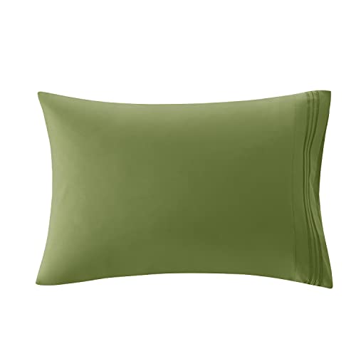 Calla Green