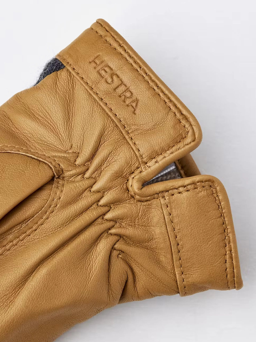 Hestra Mtp2304D Saga Gloves - Premium Winter Gloves for Men & Women - Warm, Waterproof & Durable for Skiing, Snowboarding & Outdoor Activities