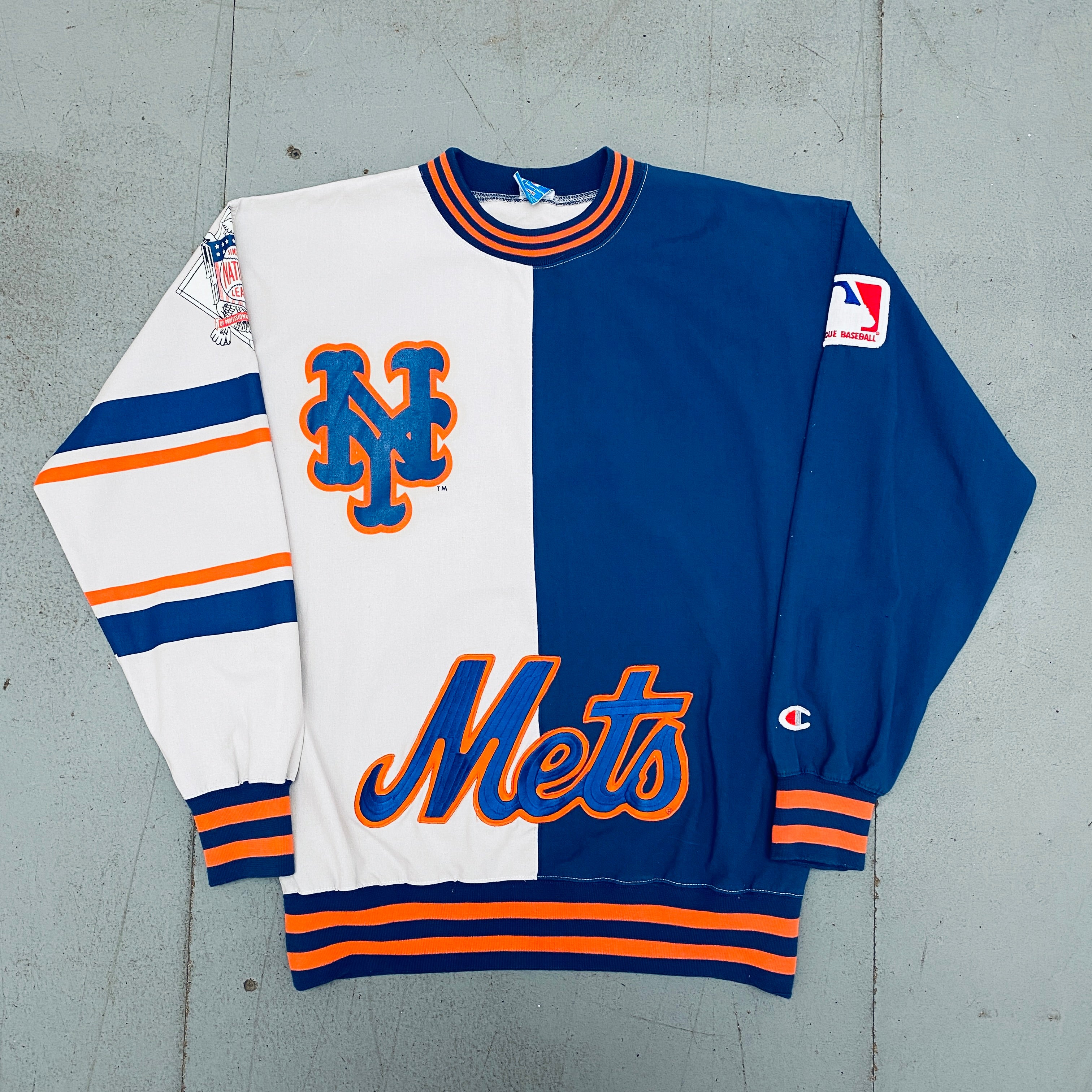 New York Mets 1990s Champion Spellout Canvas Sweatshirt for Men - Vintage Baseball Fan Apparel for Game Day & Casual Wear