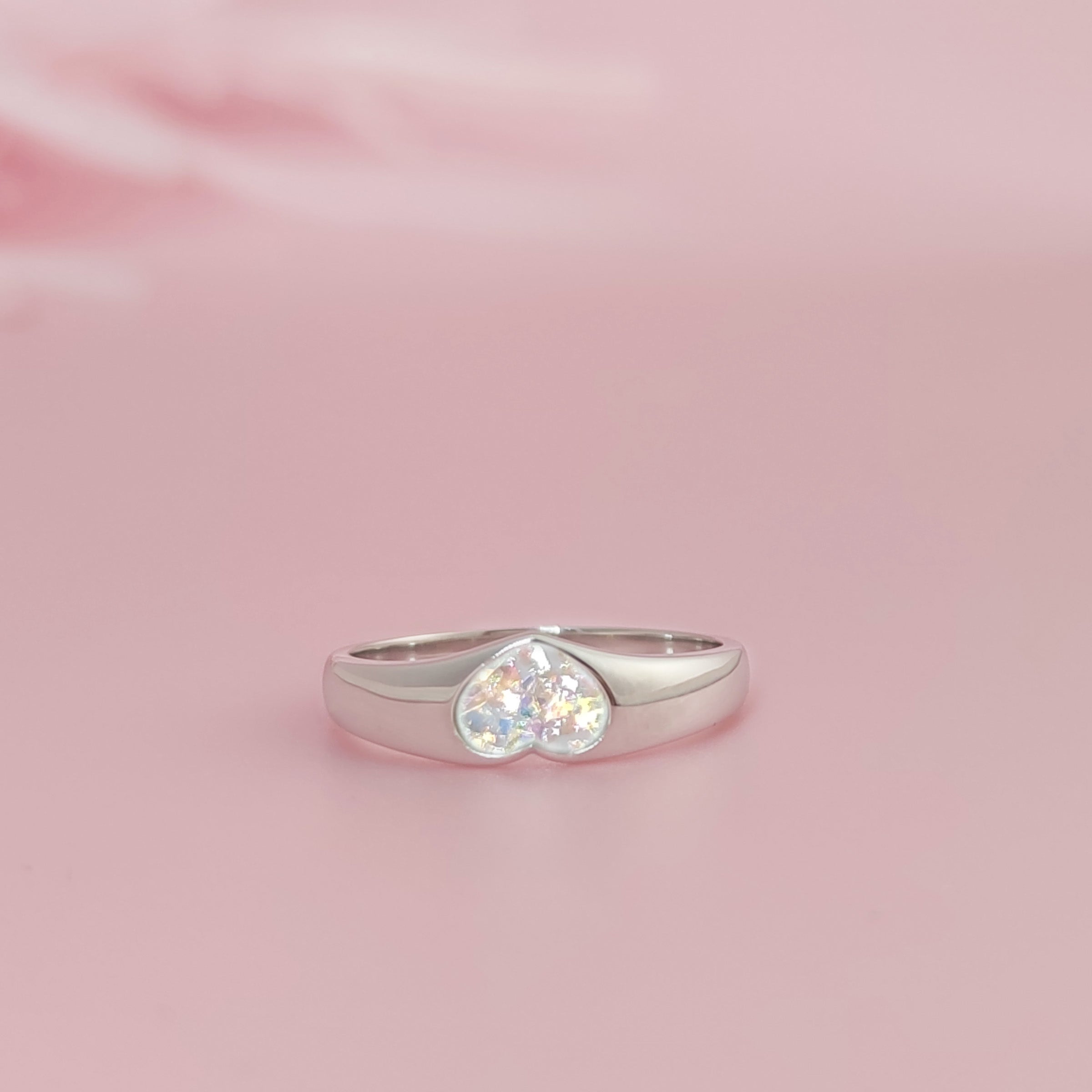 Eternal Heart Ashes Ring - Memorial Jewelry for Loved Ones | Perfect for Remembrance, Sympathy Gifts & Funeral Keepsakes