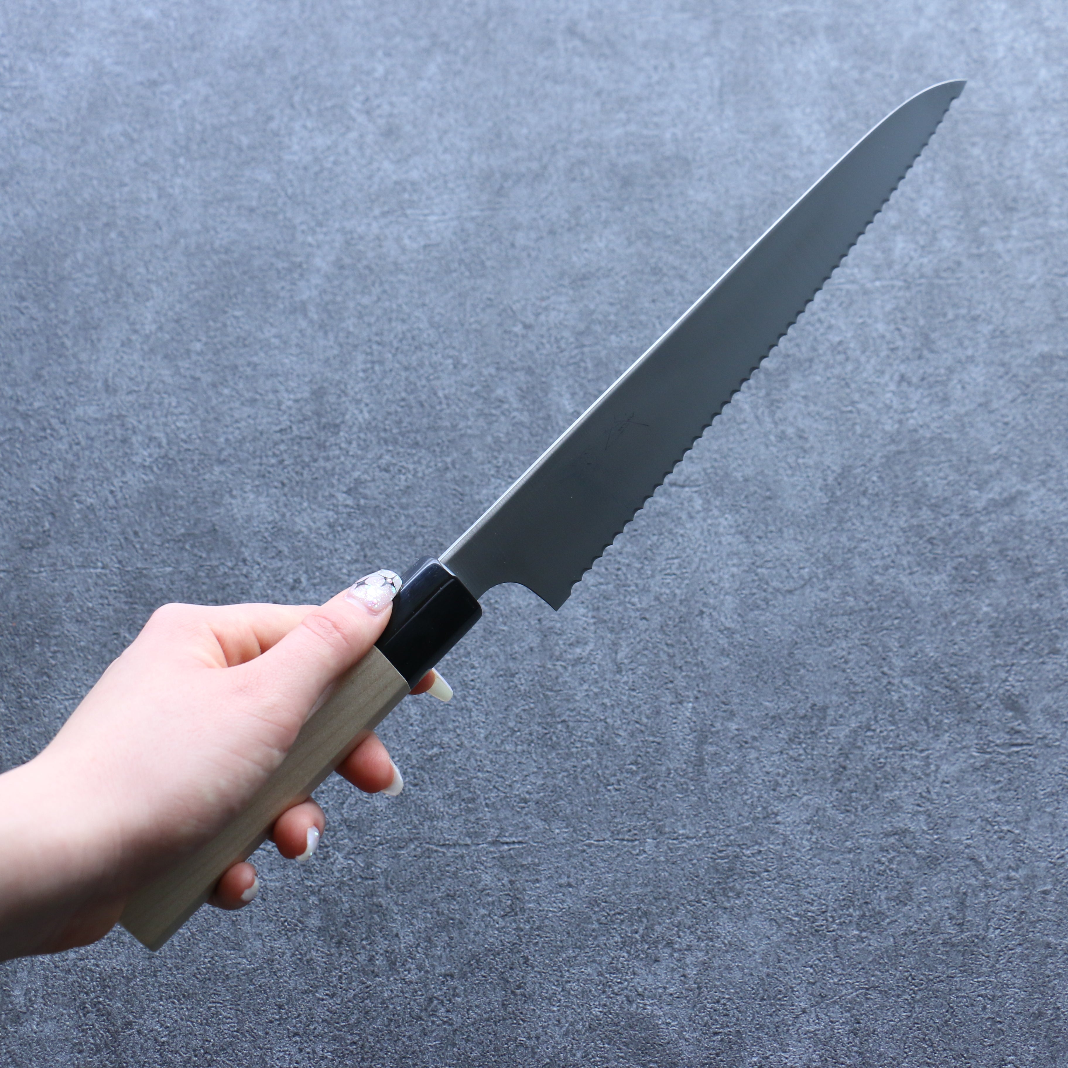 Premium Seisuke 240mm Stainless Steel Bread Knife with Magnolia Wood Handle - Perfect for Slicing Artisan Bread, Baguettes, and Homemade Loaves