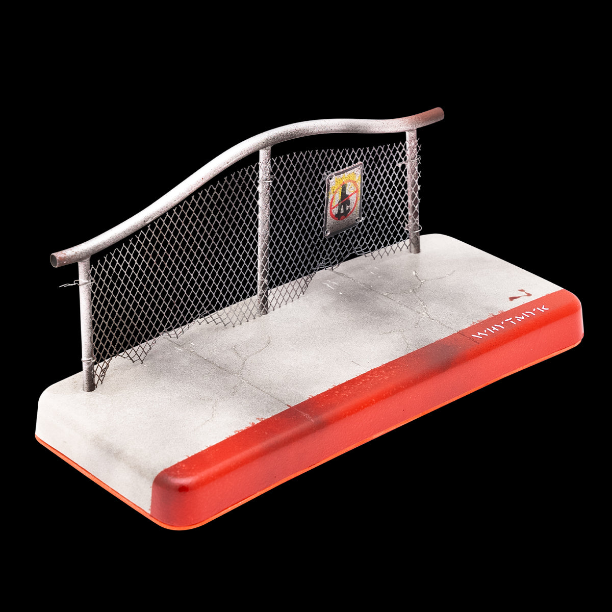 WhytMyk Concrete Fingerboard Ramp with Wave Fence and Sidewalk - Perfect for Skateboard Training and Fingerboard Tricks at Home or Office