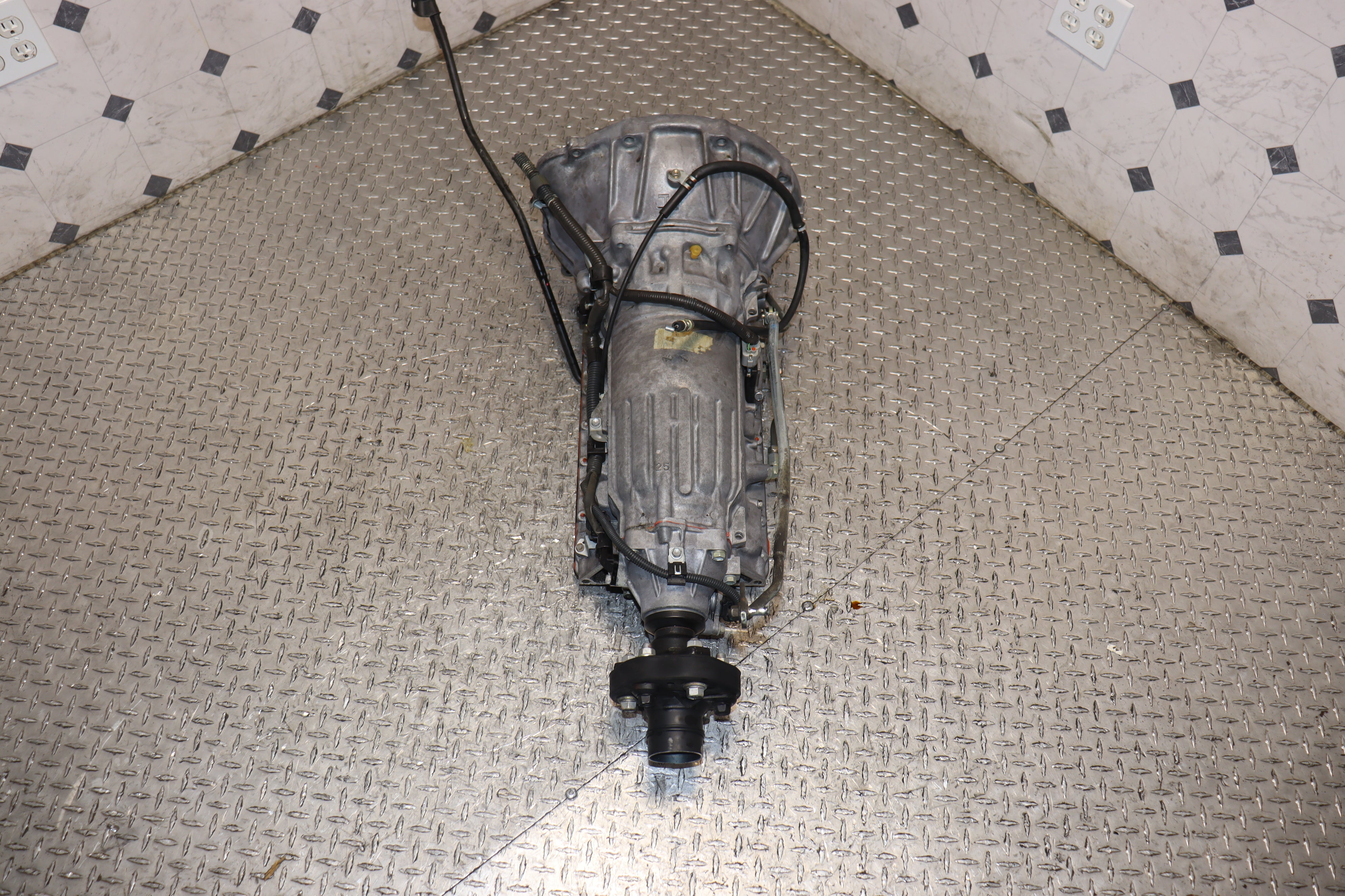 1995-1997 Lexus GS300 2JZ-GE 3.0L 6 Cylinder Automatic Transmission - JDM Engine Replacement Part for Performance Upgrades & Restoration Projects