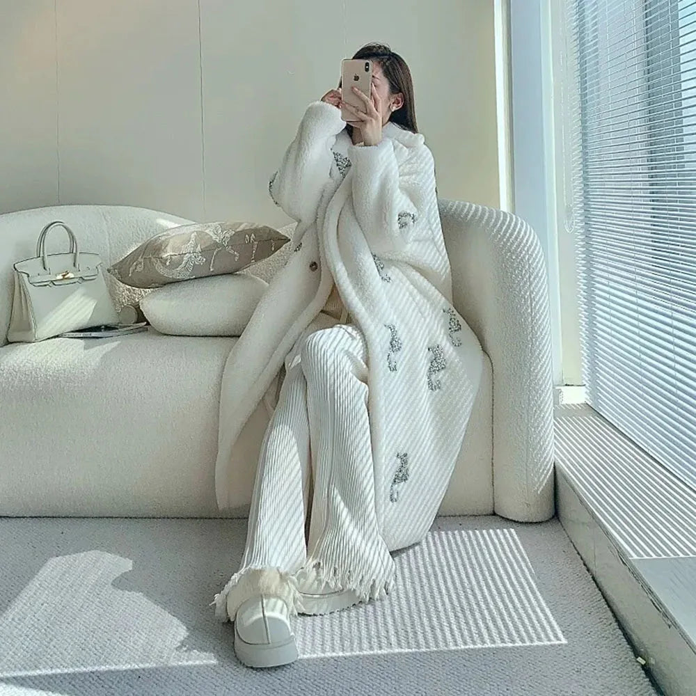 2023 New Women's Faux Fur Jacket - MAX Hippocampus Teddy Bear Coat, Mid-Length Alpaca Fur Silhouette Outerwear for Women | Cozy Winter Fashion, Casual Outfits & Streetwear