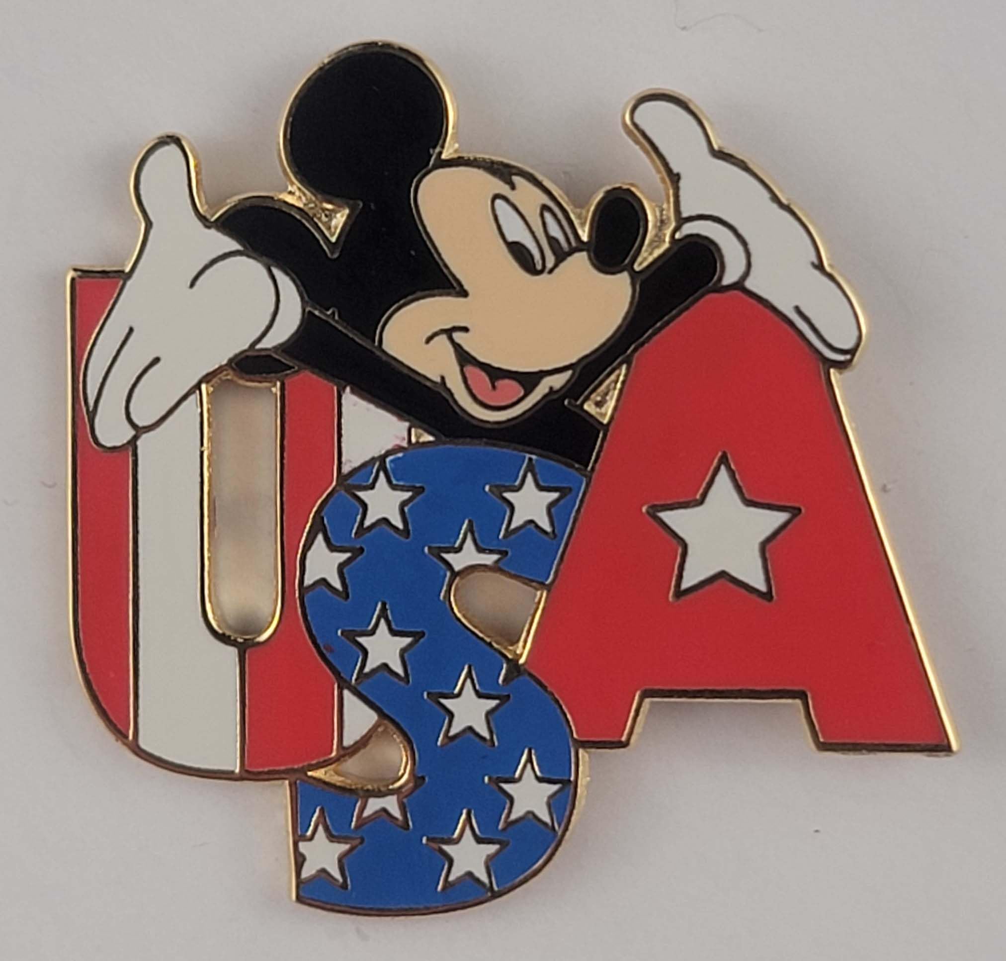 Disney Pin - Cast Lanyard Series - Mickey Mouse USA Flag - Collectible Disney Pins for Trading, Theme Park Souvenirs & Fan Gifts - Perfect for Disney Parks, Pin Trading Events and Disney Memorabilia Collections