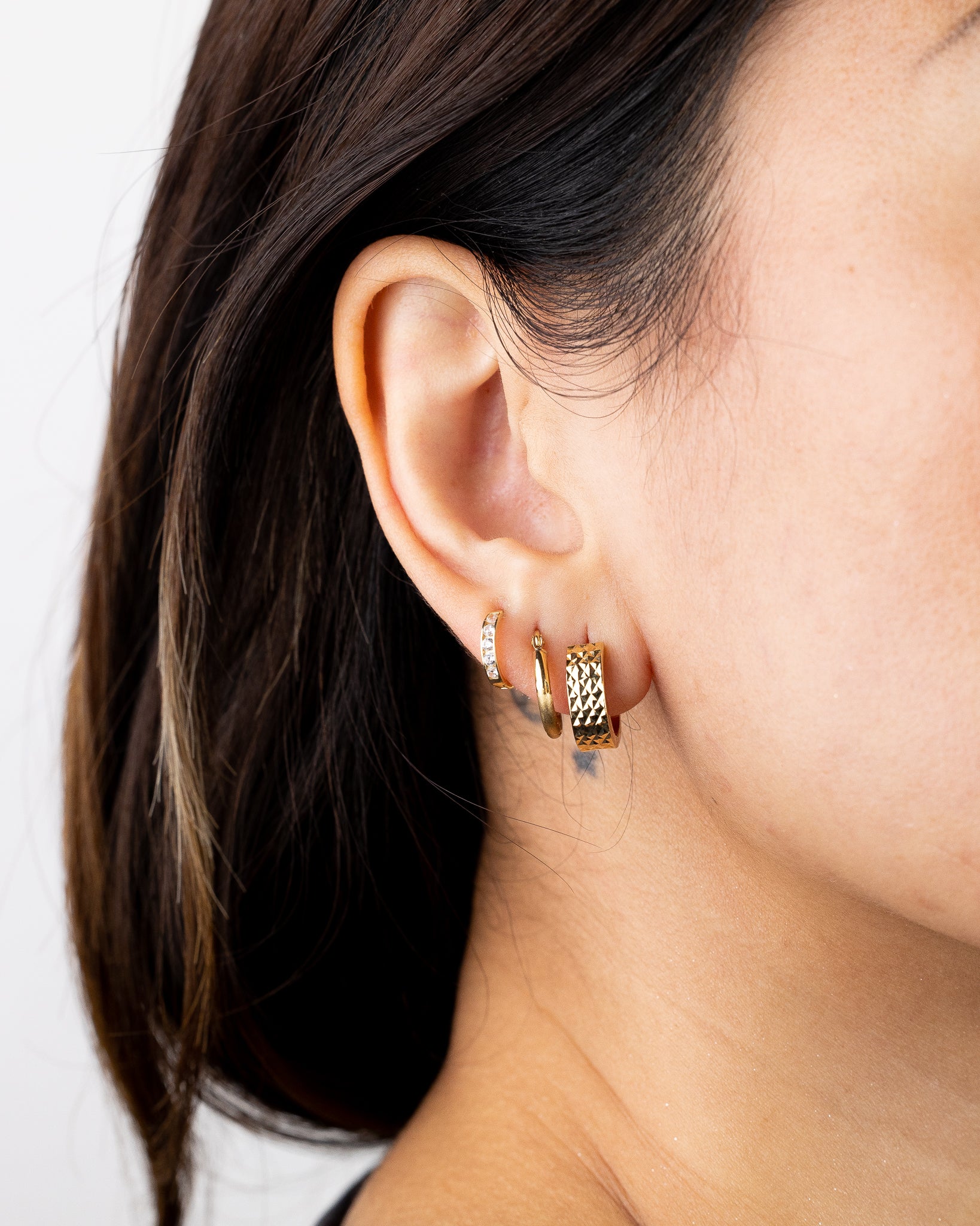 14K Gold Diamond Cut Bold Huggie Hoop Earrings 15MM Wide - Elegant Everyday Jewelry for Women, Perfect for Work, Date Night & Special Occasions (Model 1064)