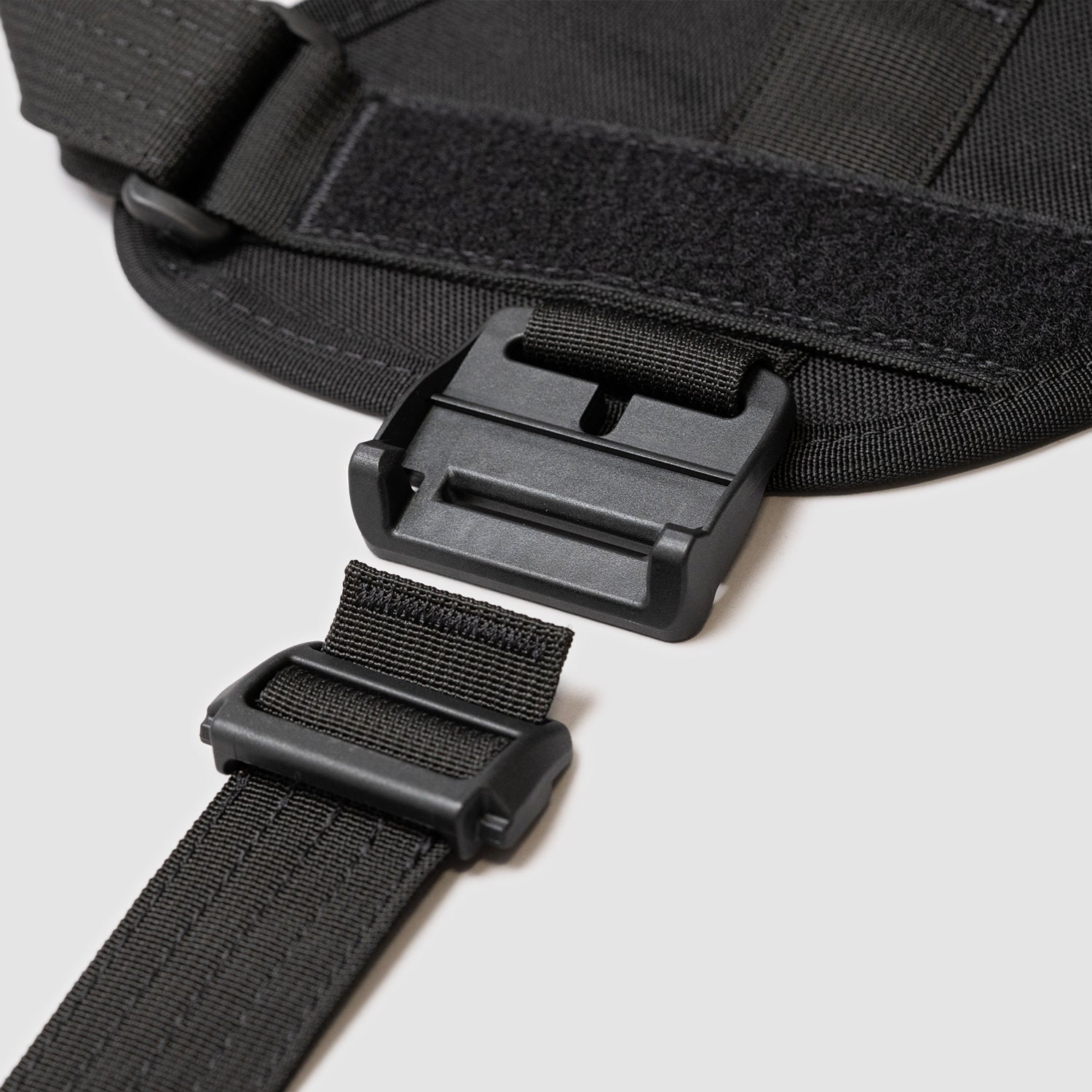 Lifetime Pro Harness - Heavy Duty Dog Harness for Large Dogs, Adjustable & Reflective Pet Harness with Handle - Perfect for Walking, Hiking, and Outdoor Adventures