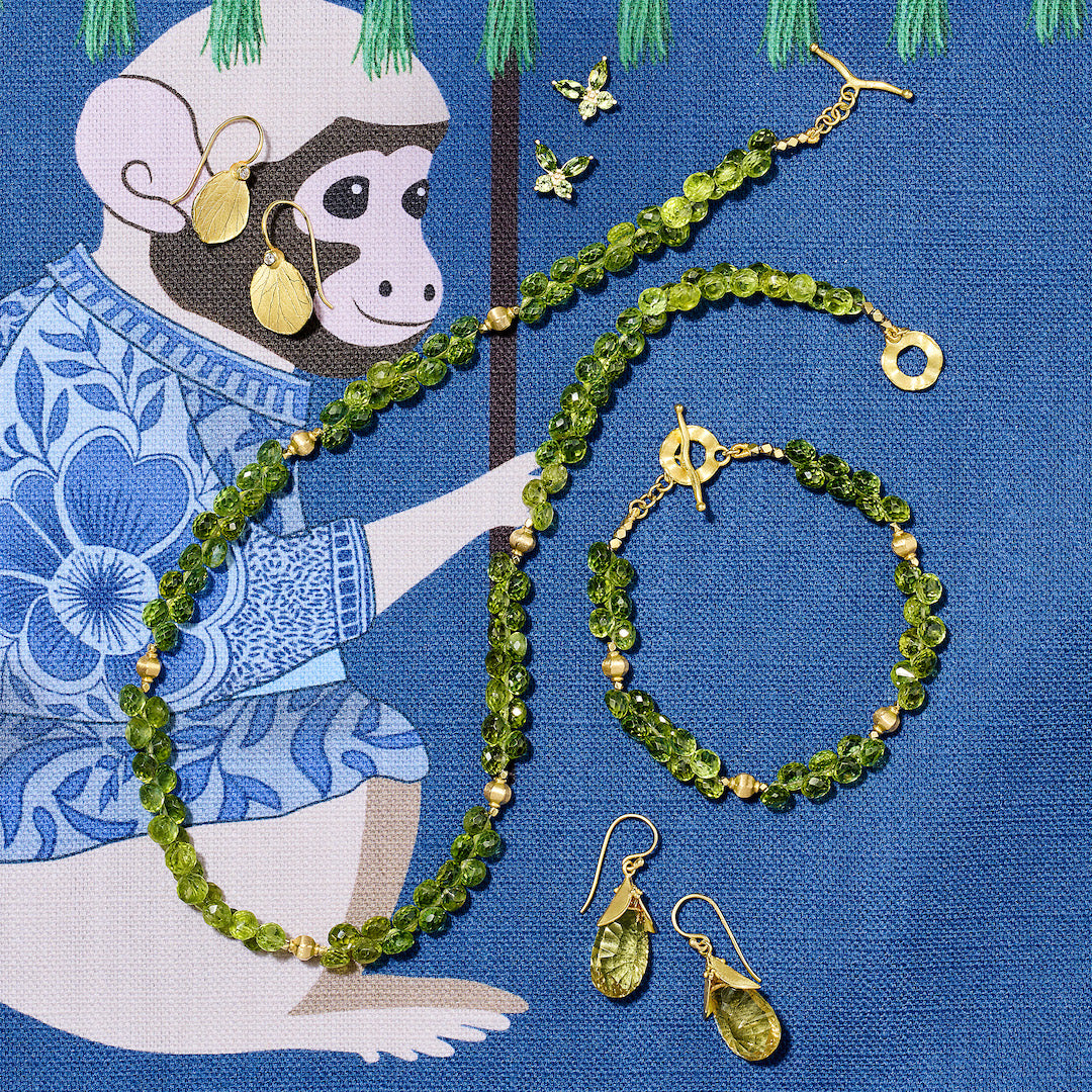 Peridot Briolette Bracelet for Women - 925 Sterling Silver Adjustable Chain - Healing Crystal Jewelry for Meditation, Yoga & Spiritual Gifts