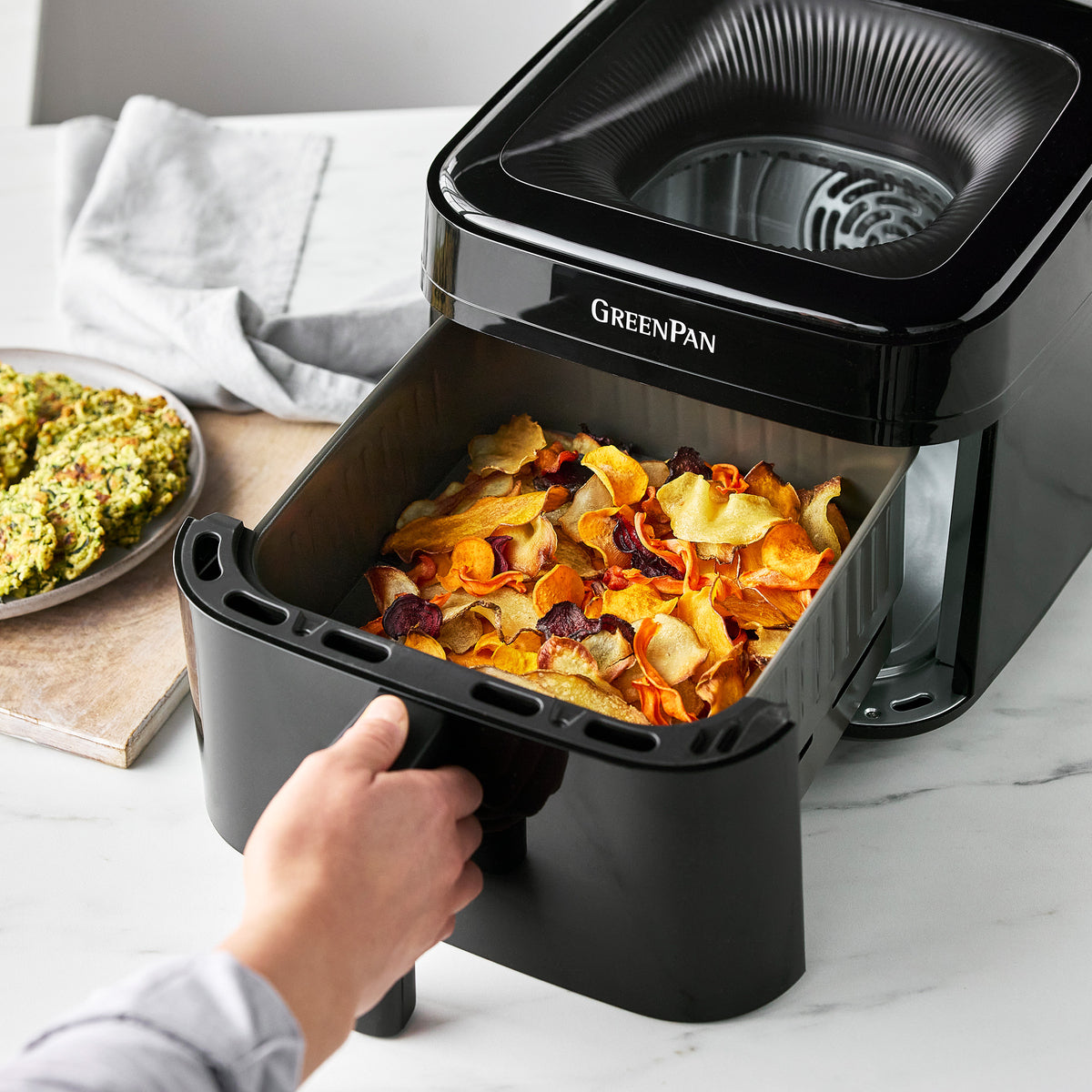 Cyclone 7 Quart Top View Air Fryer - Digital Touchscreen Airfryer with 7 Presets for Healthy Cooking - Perfect for Family Meals, Snacks & Meal Prep