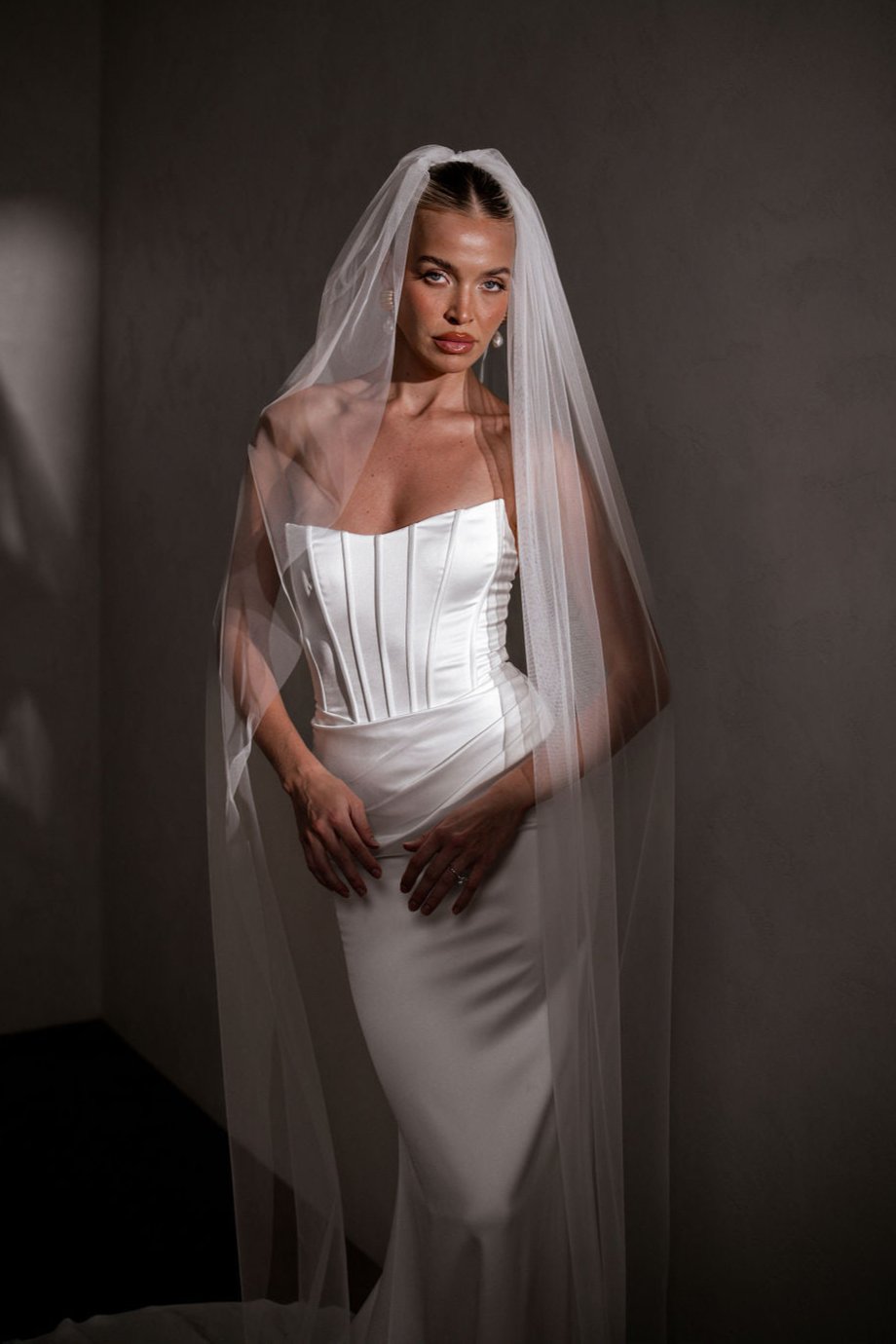Rhode Satin - Luxurious Soft & Shiny Satin Fabric for Elegant Dresses, Scarves & Home Decor | Perfect for Evening Gowns, Bridal Wear & DIY Crafting