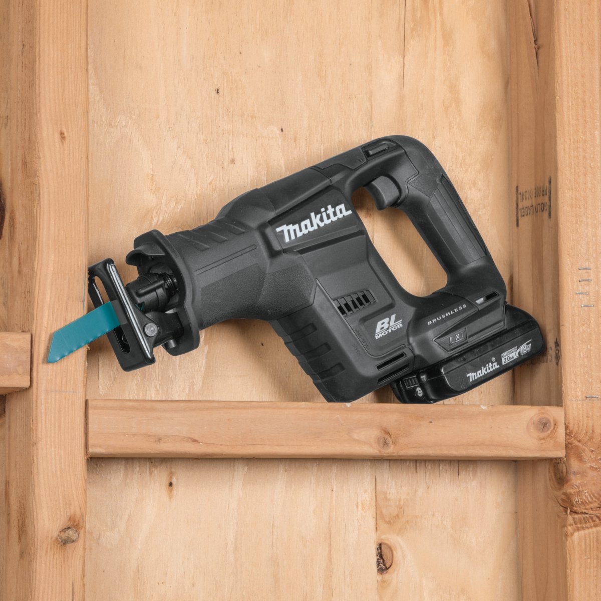 18V LXT Lithium-Ion Cordless Reciprocating Saw - Compact Brushless Power Tool for Wood Cutting, Metal Cutting & DIY Home Improvement Projects