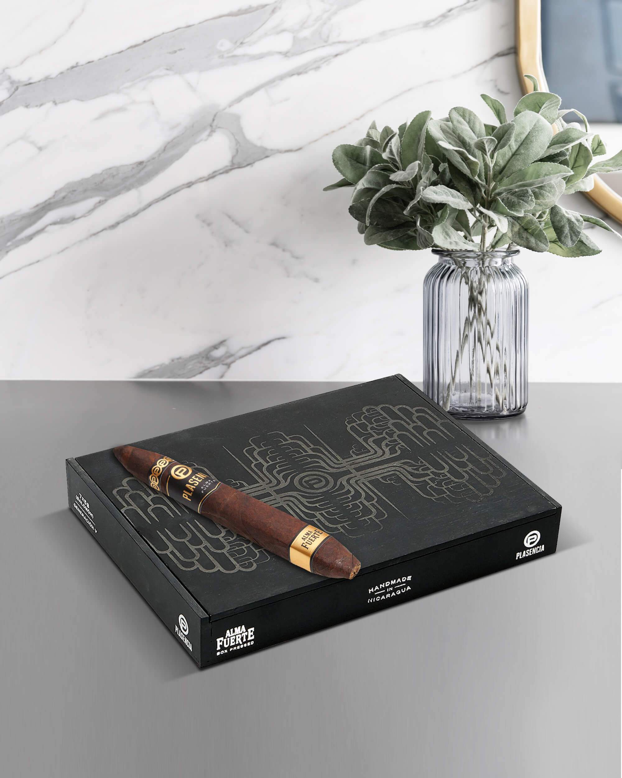 Plasencia Alma Fuerte Generación V Premium Cigar - Handcrafted Nicaraguan Cigar for Special Occasions & Celebrations