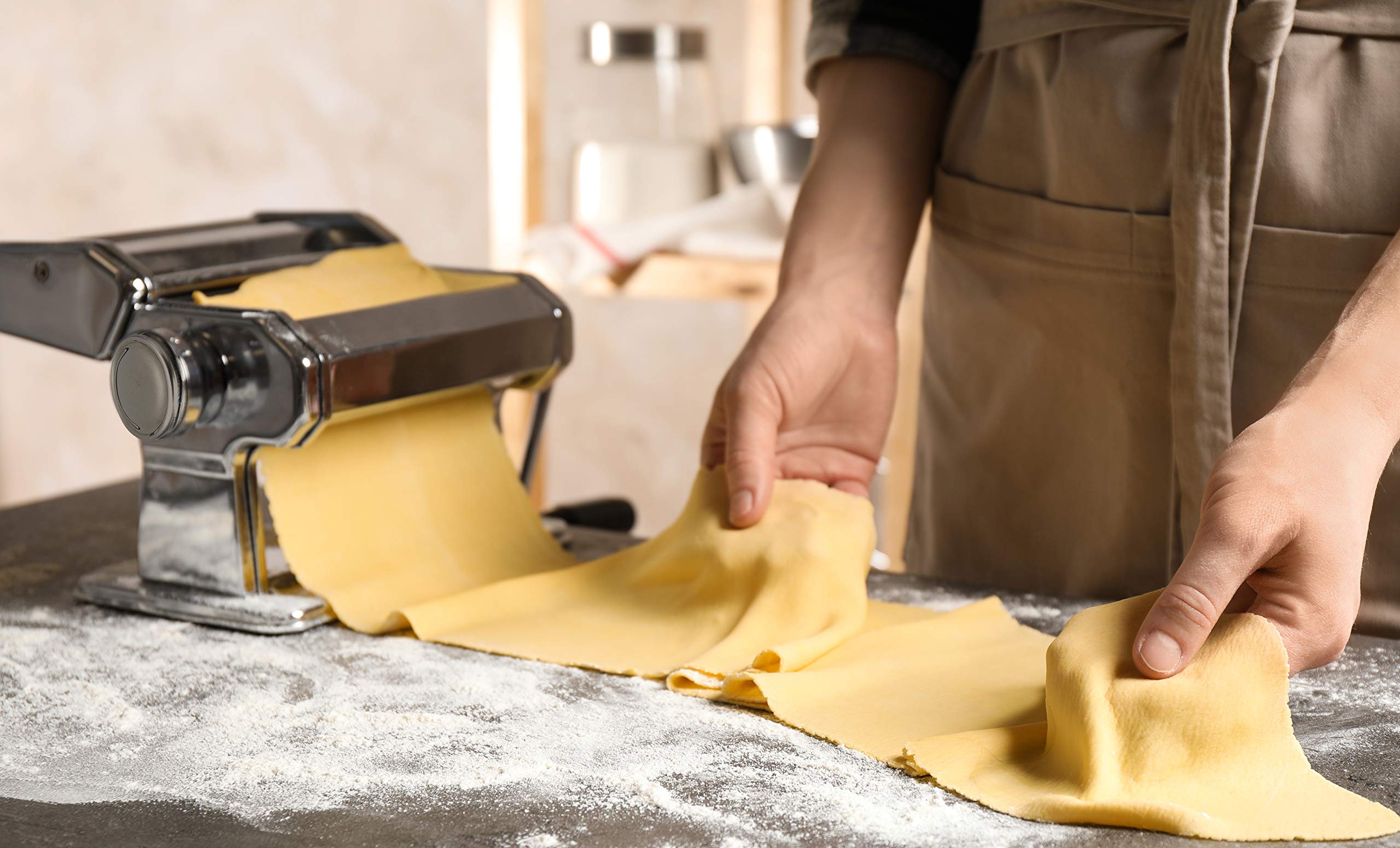 Stainless Steel Manual Pasta Maker Machine - Adjustable Thickness Settings, Removable Handle & Clamp for Fresh Homemade Pasta - Perfect for Italian Cuisine, Family Cooking & Restaurant Use