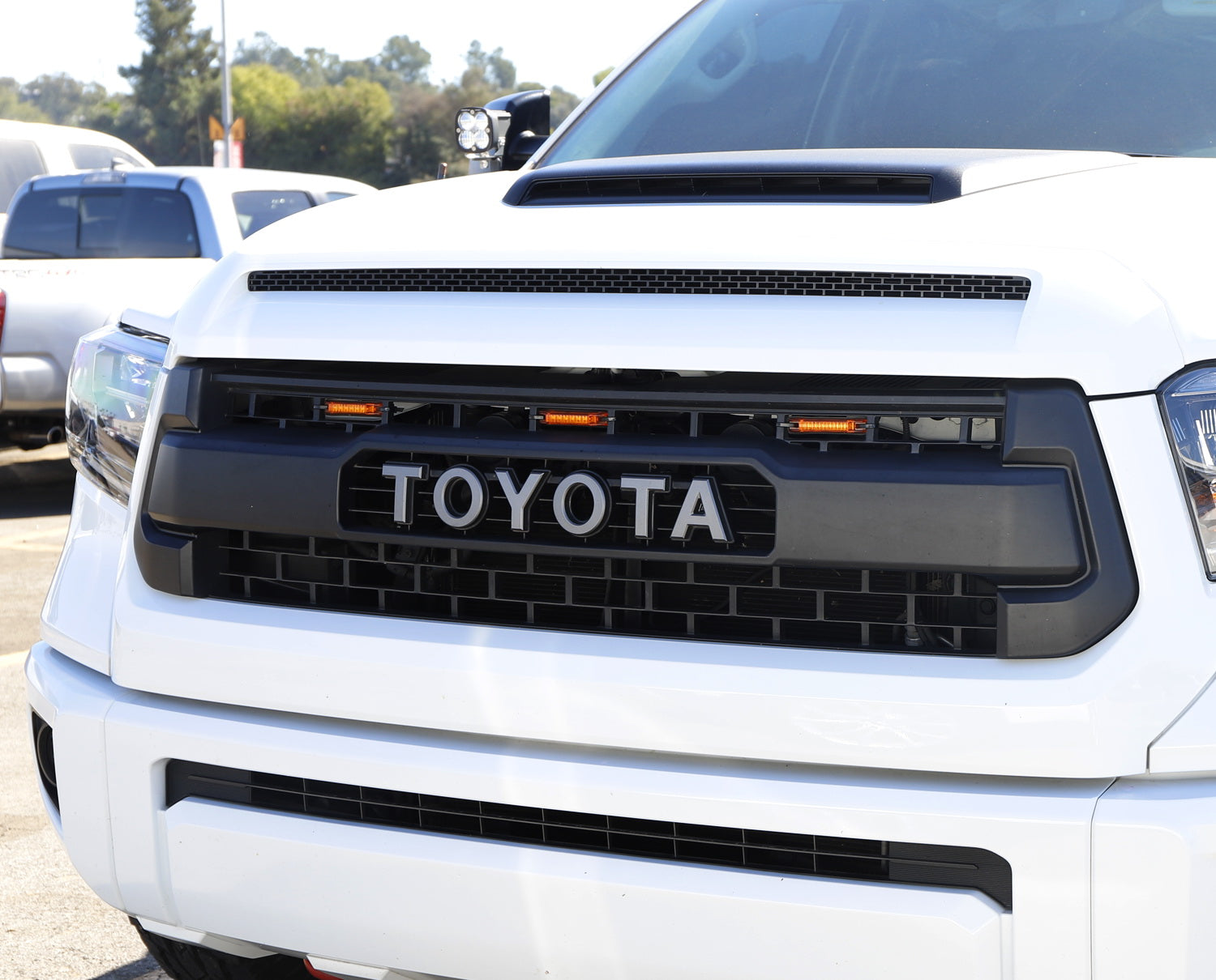 3PCS Amber LED Grille Running Light Kit Compatible with 2014-2021 Toyota Tundra TRD Pro - Durable Off-Road Lights for Enhanced Visibility & Style