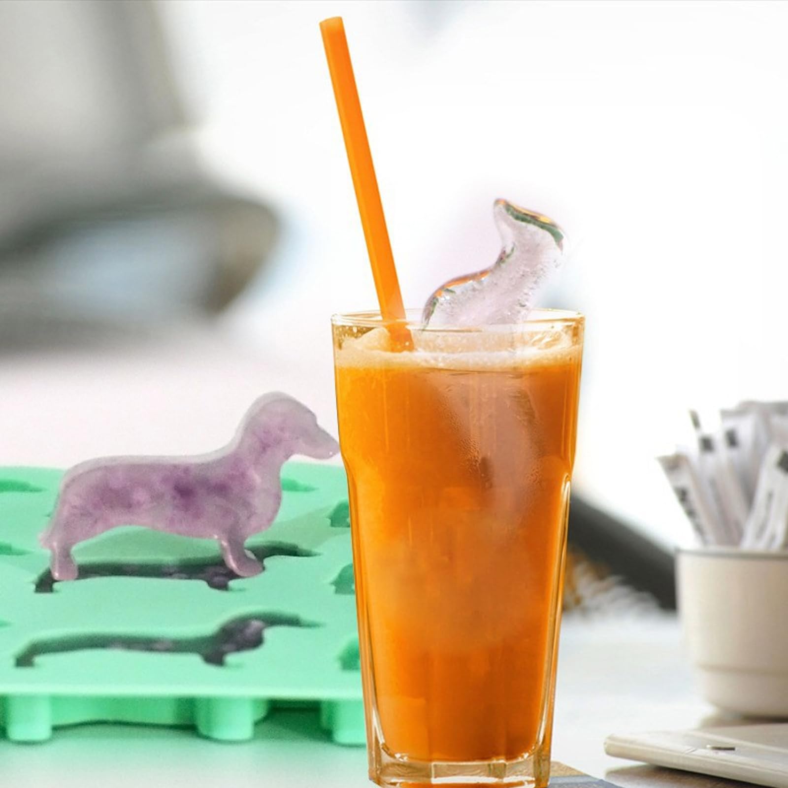 BPA-Free Silicone Dachshund Dog Shaped Ice Cube Trays - Reusable Ice Molds for Cocktails, Drinks & Candy Making - Perfect for Parties, Home Bars & DIY Treats