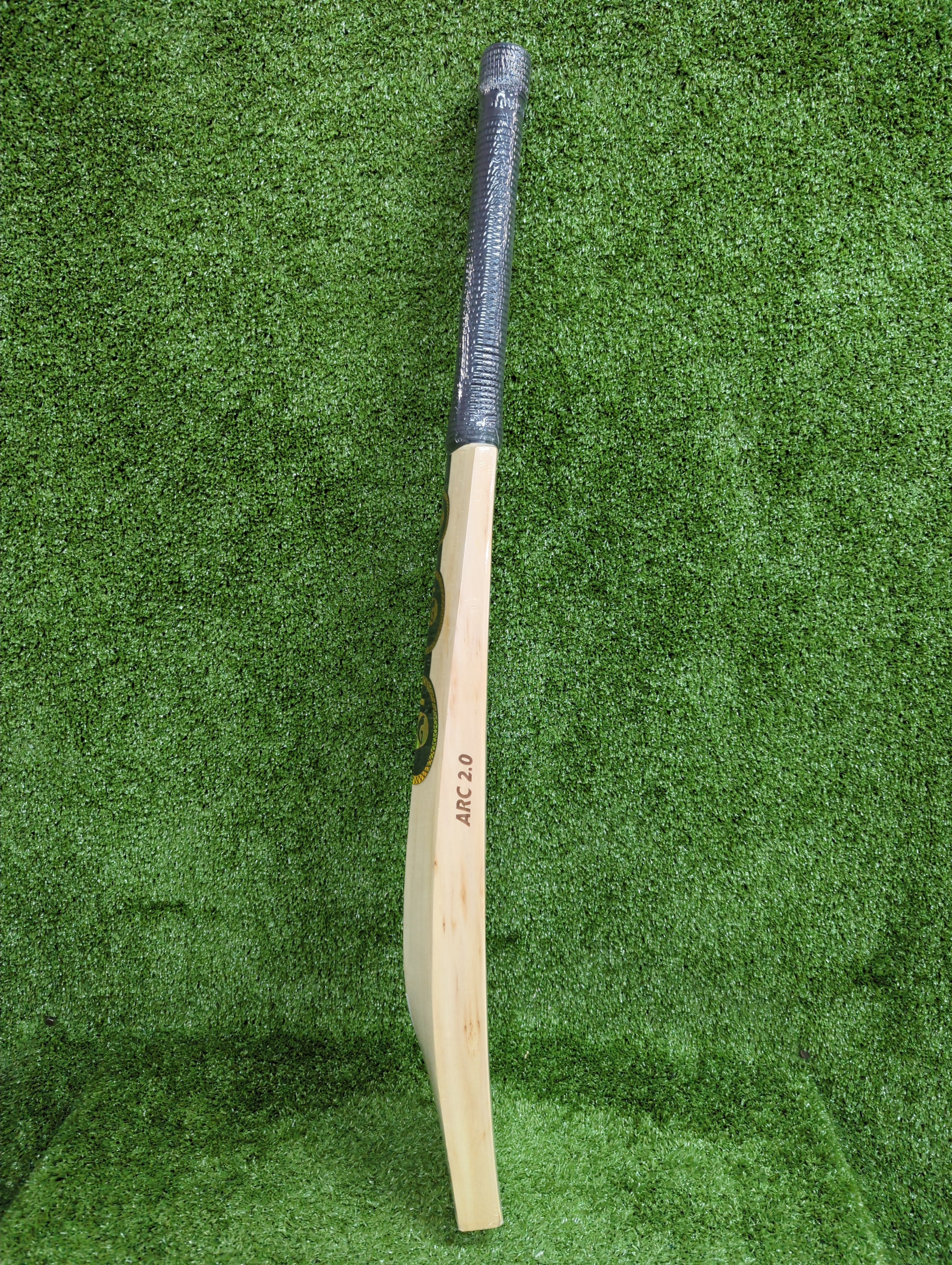 SG King Cobra Arc 2.0 English Willow Cricket Bat - Premium Performance for Professional & Club Cricket Matches