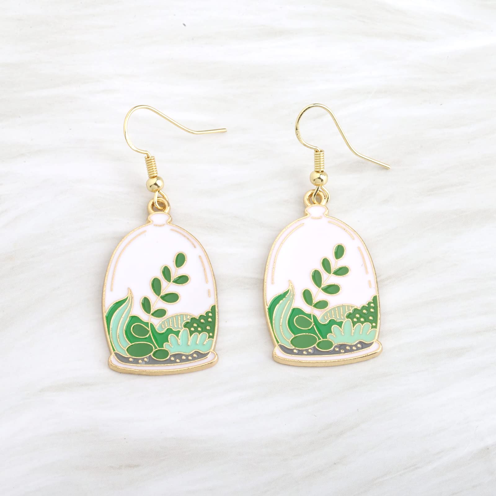 FUSTMW Green Cactus Dangle Earrings - Trendy Botanical Jewelry for Women | Perfect Gift for Plant Lovers, Boho Fashion & Summer Outfits