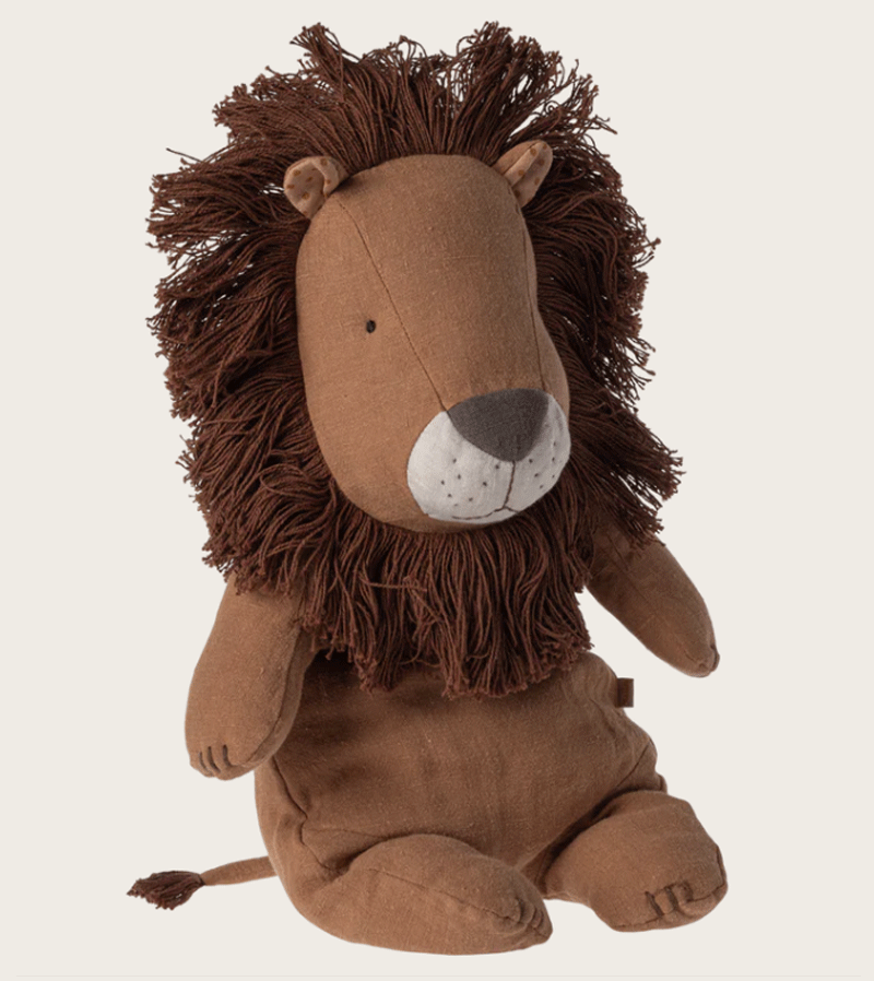 Maileg Safari Friend Medium Lion Plush Toy - Soft Stuffed Animal for Kids, Nursery Decor & Safari Themed Playroom