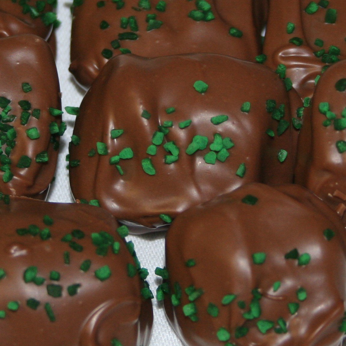 Premium Saint Patrick's Day Milk Chocolate Sea Salt Caramels - 4lb Bulk Bag for Gifts, Parties & Holiday Treats | Irish-Themed Dessert for Celebrations & Corporate Events