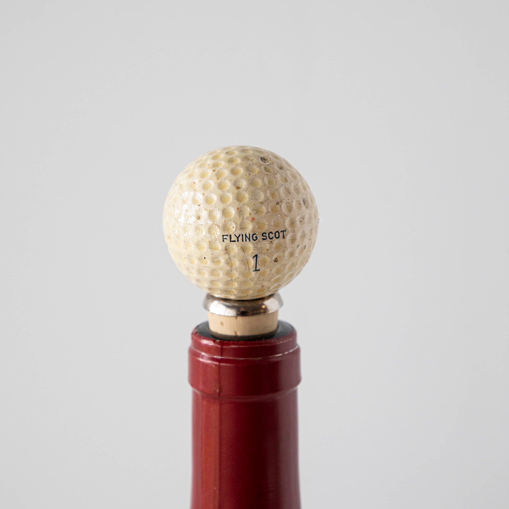 Premium Golf Ball Shift Knob Stopper - Unique Car Gear Shift Knob Cover for Golf Lovers - Perfect for Golf-Themed Car Interiors & Gifts