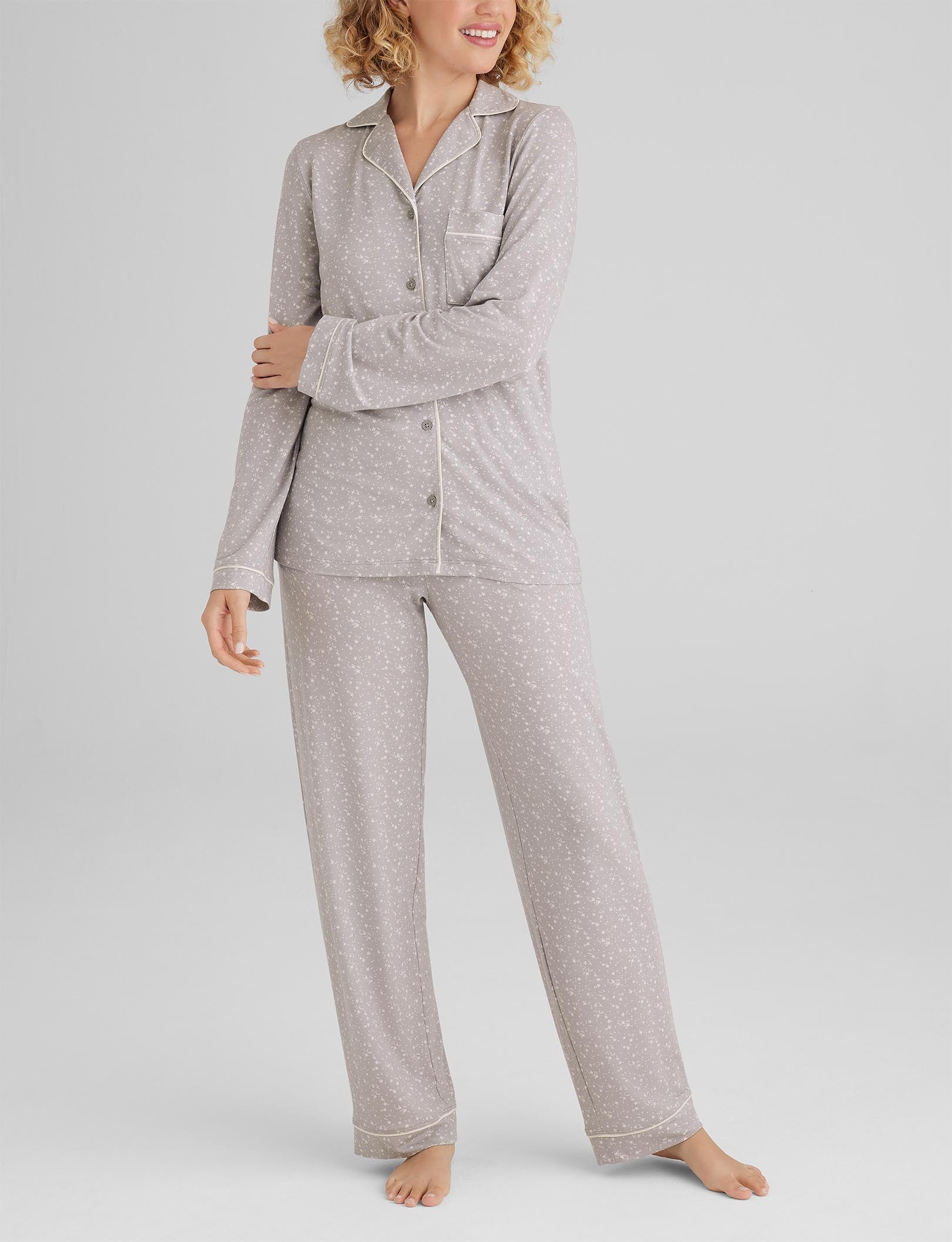 Cozy Women's Long Sleeve Pajama Set - Soft Sleepwear Loungewear for Relaxing at Home & Bedtime Comfort