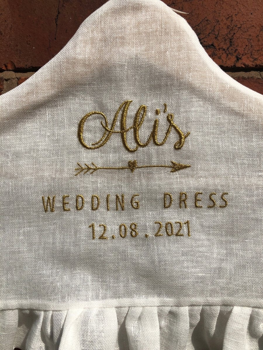 Custom Wedding Dress Hanger - Personalized Bridal Gown Hanger for Wedding Day & Bridal Shower - Perfect for Wedding Photography, Bridal Suite Decor & Gift Giving