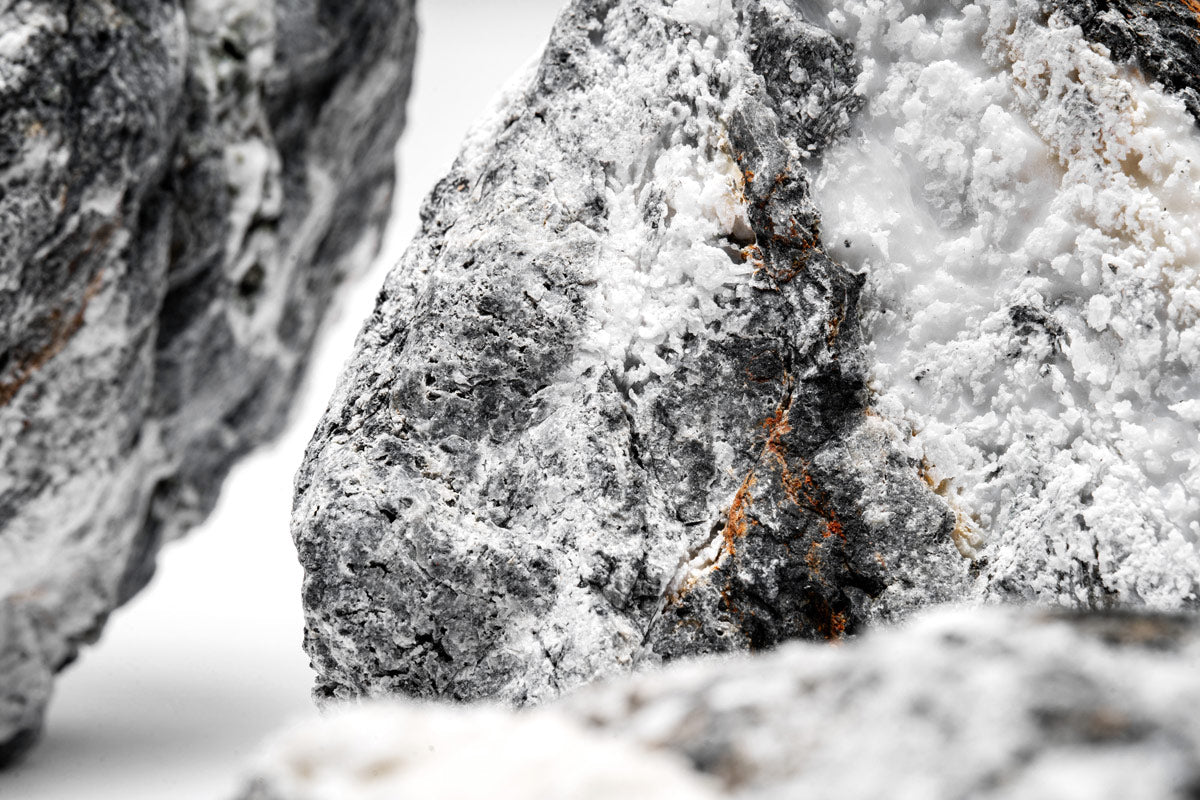 Premium Cueva Stone - Natural Volcanic Rock for Landscaping, Aquariums & Zen Gardens | Decorative Stones for Outdoor & Indoor Use