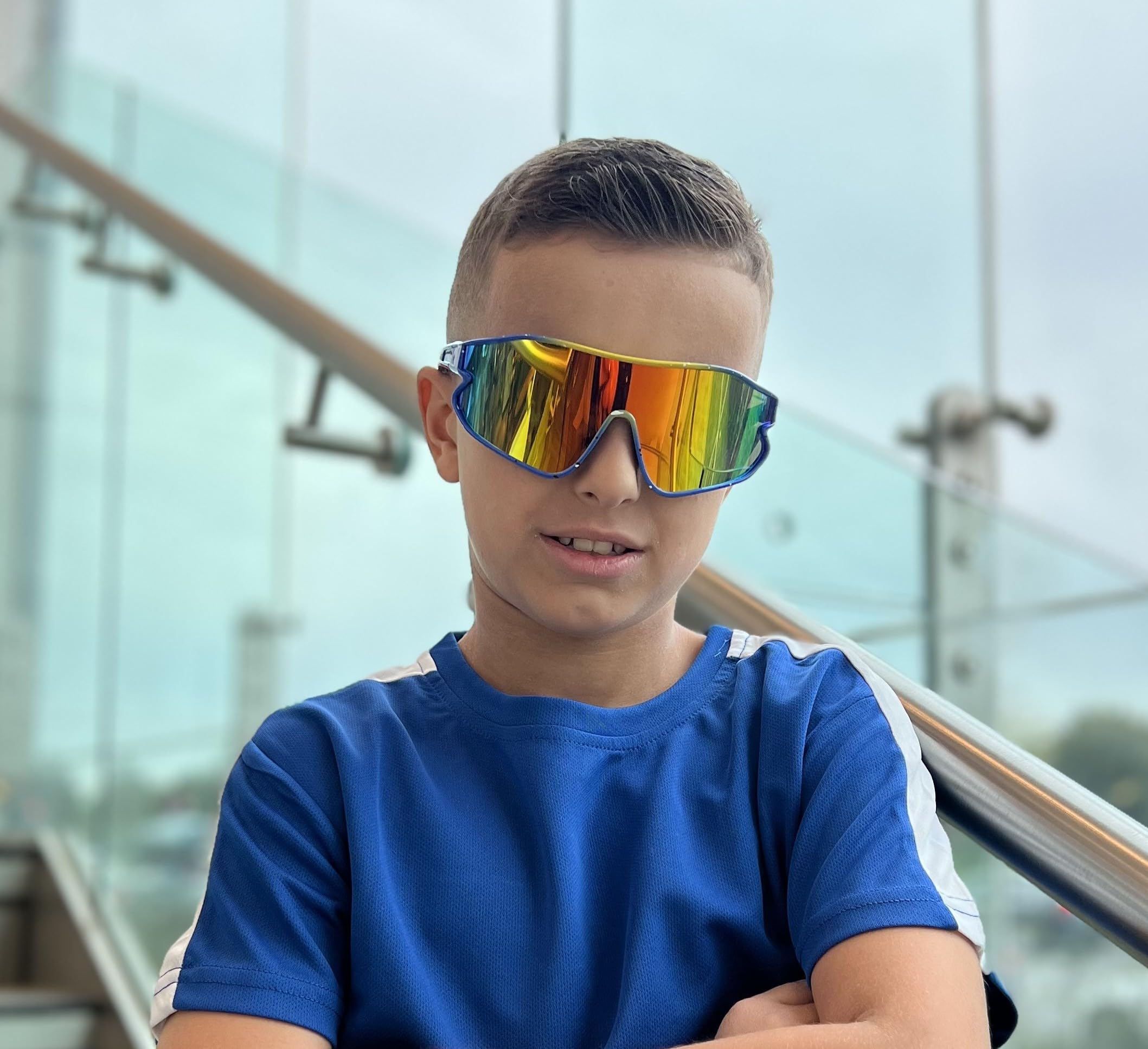 FEISEDY Unisex Youth Sunglasses UV400 Protection - Baseball Tennis Cycling Sports Shades for Boys & Girls - Perfect for Outdoor Activities, Beach, and Driving B4064