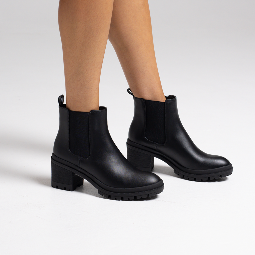 Georgia Chunky Combat Boots for Women - Black Smooth Leather Ankle Boots for Punk, Gothic & Streetwear Fashion | Perfect for Daily Wear, Concerts & Outdoor Adventures