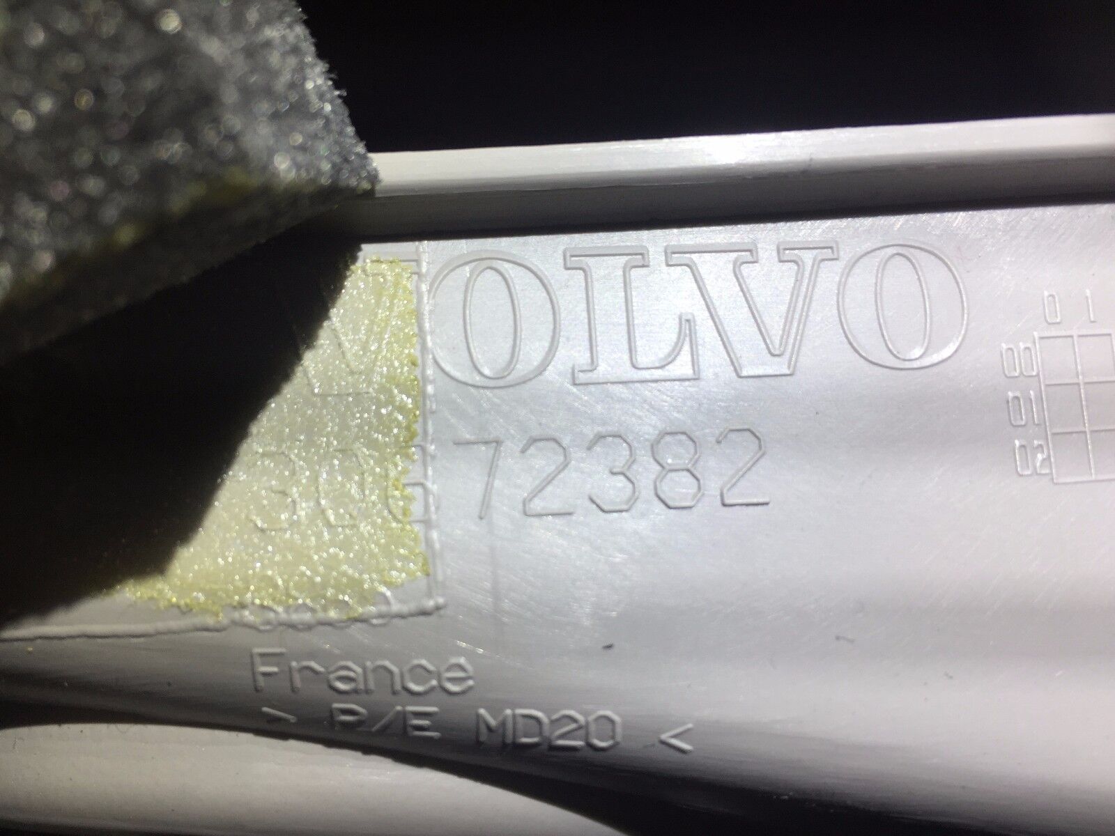 2005-2011 Volvo S40 Driver Side Dashboard Cover Trim - OEM Replacement Part for Interior Protection & Customization - Perfect for Car Enthusiasts & DIY Auto Repair